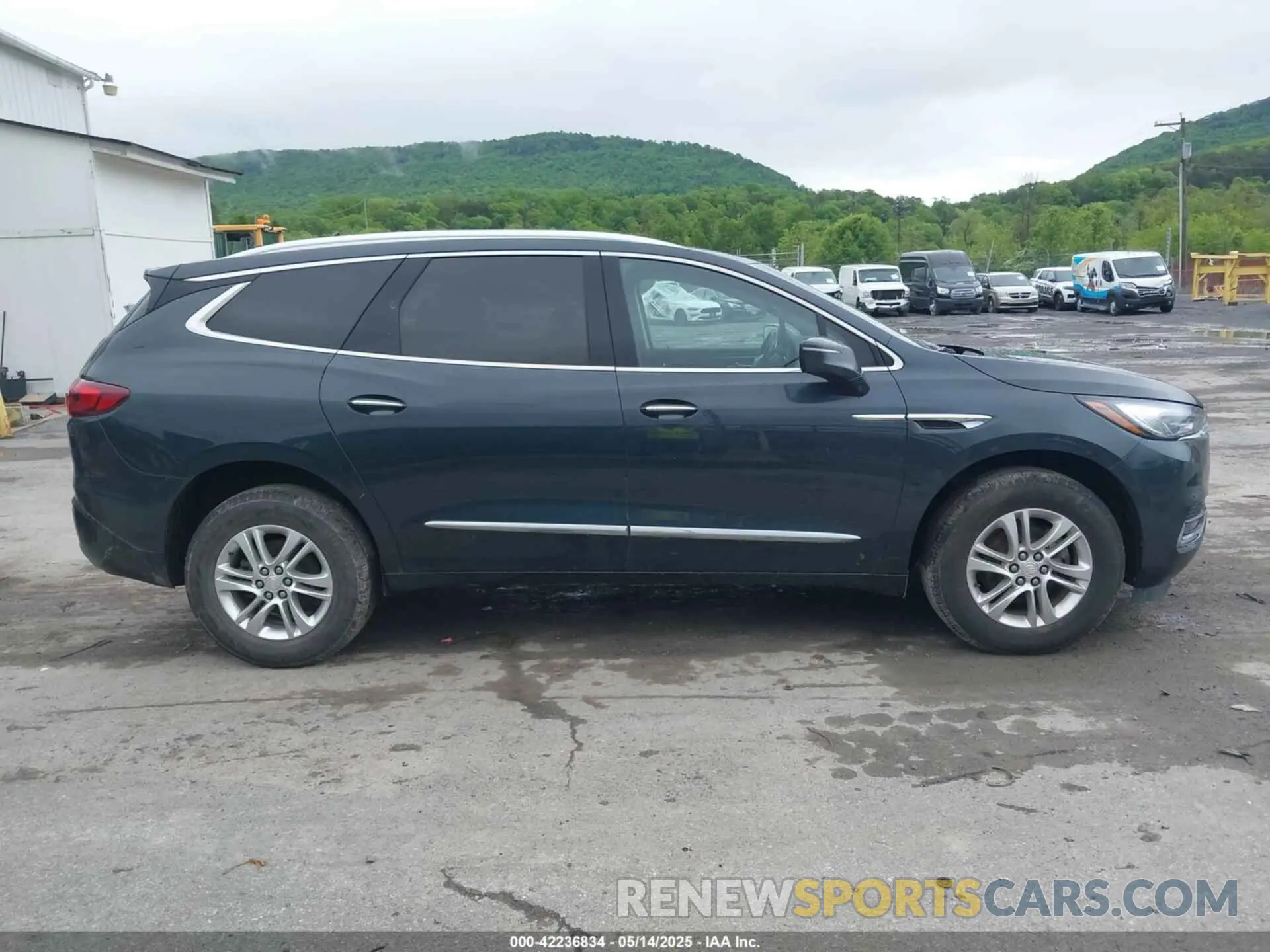 13 Photograph of a damaged car 5GAERBKW5LJ214538 BUICK ENCLAVE 2020