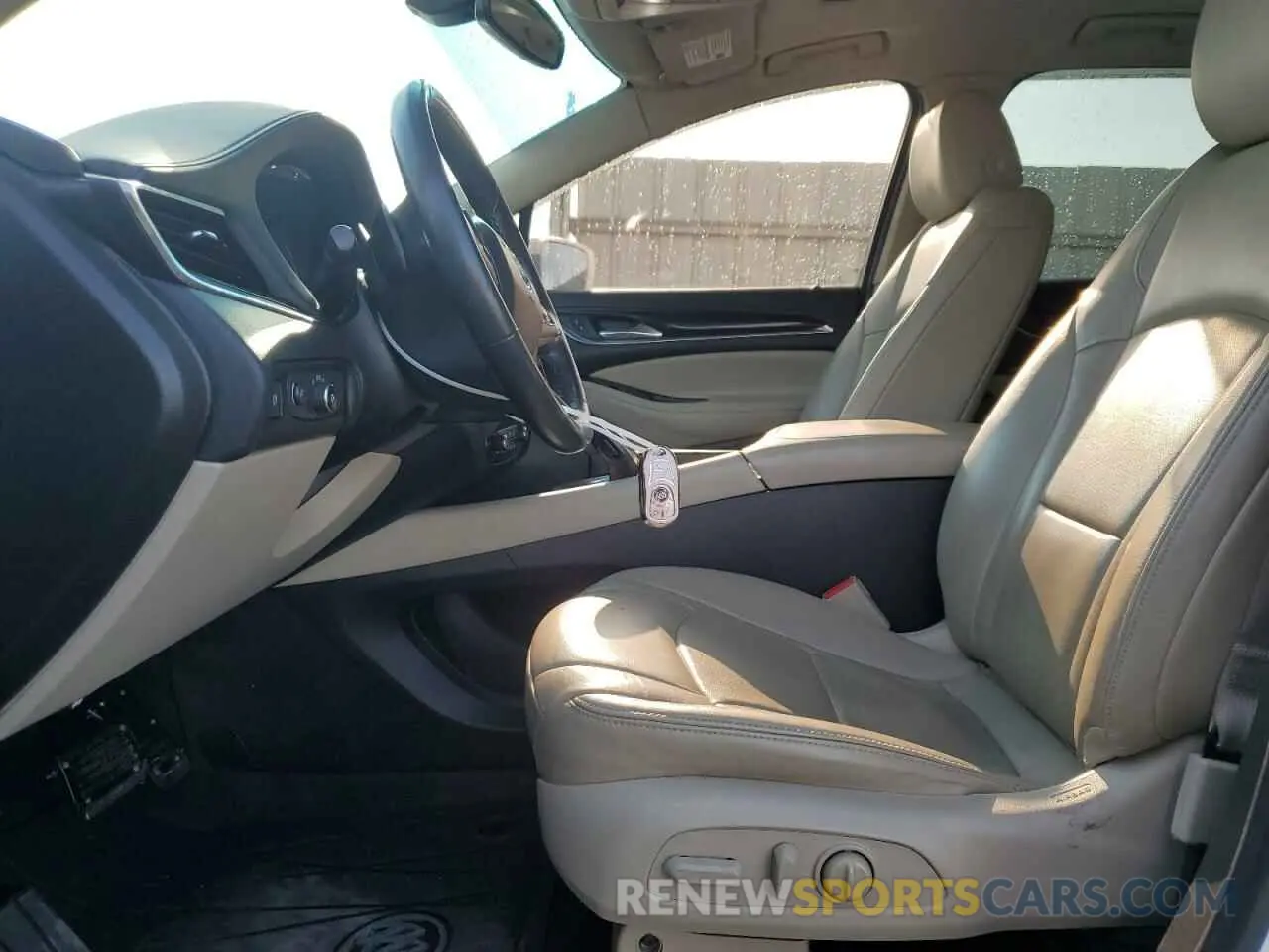 7 Фотография поврежденного автомобиля 5GAERBKW7LJ118751 BUICK ENCLAVE 2020