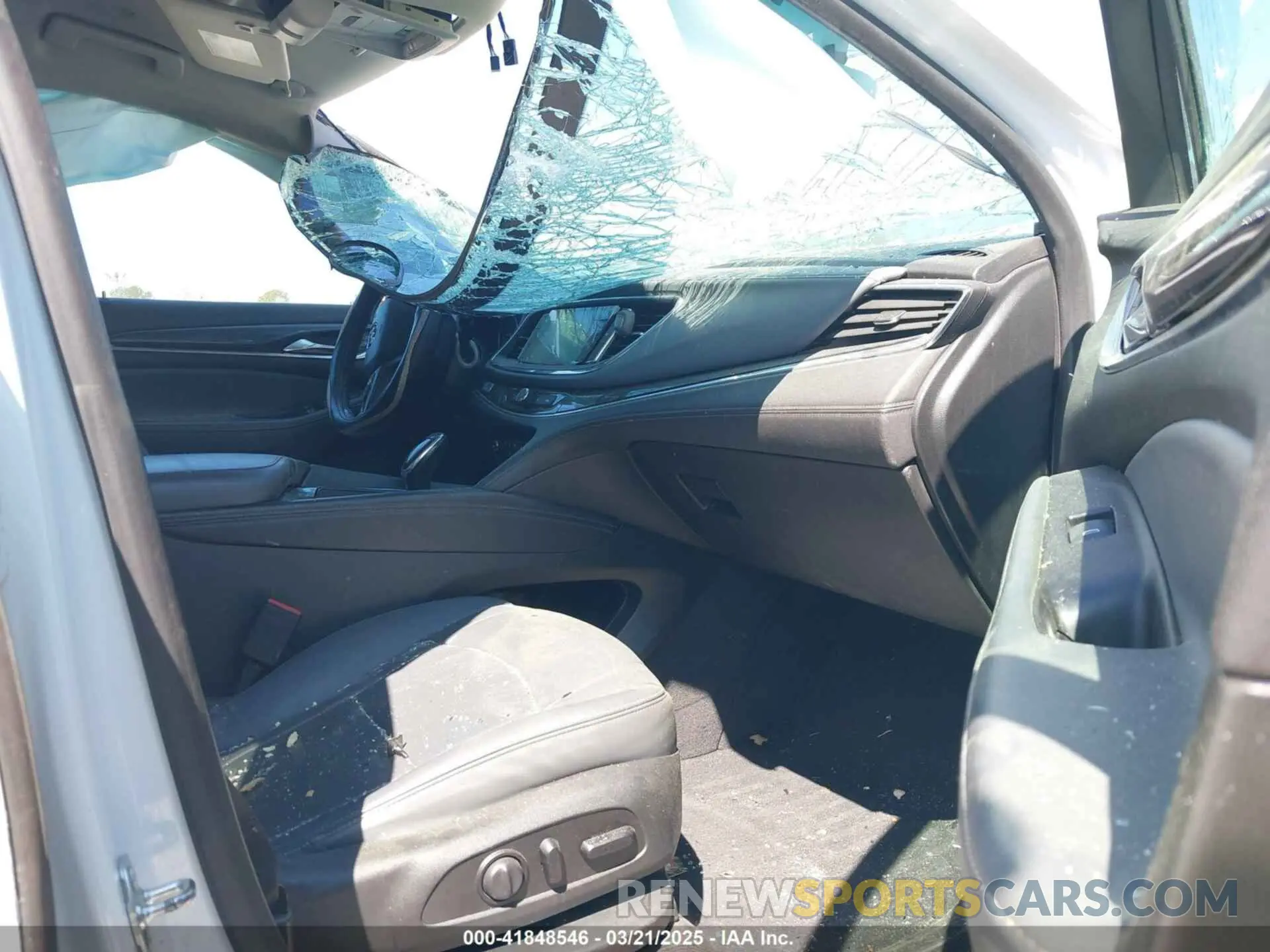 5 Photograph of a damaged car 5GAERBKW7LJ201659 BUICK ENCLAVE 2020