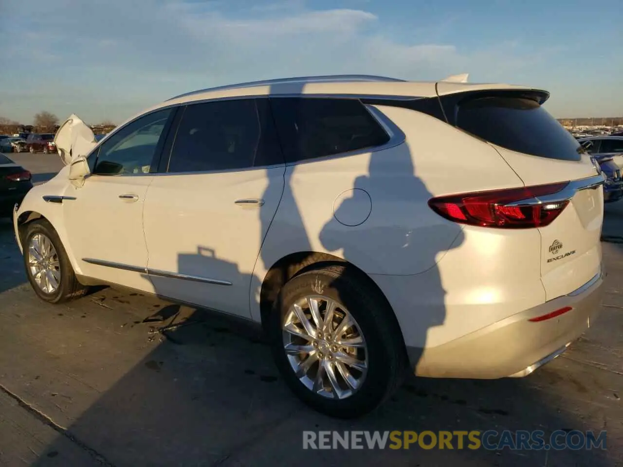 2 Photograph of a damaged car 5GAERBKW7LJ202763 BUICK ENCLAVE 2020