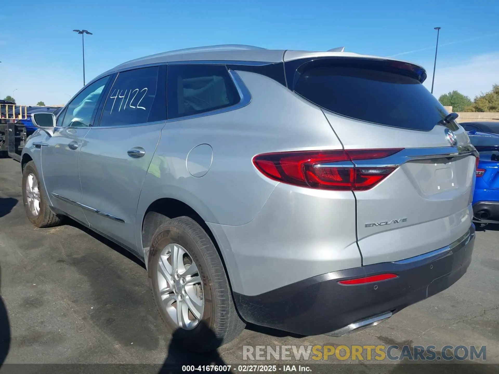 3 Photograph of a damaged car 5GAERBKW8LJ125823 BUICK ENCLAVE 2020