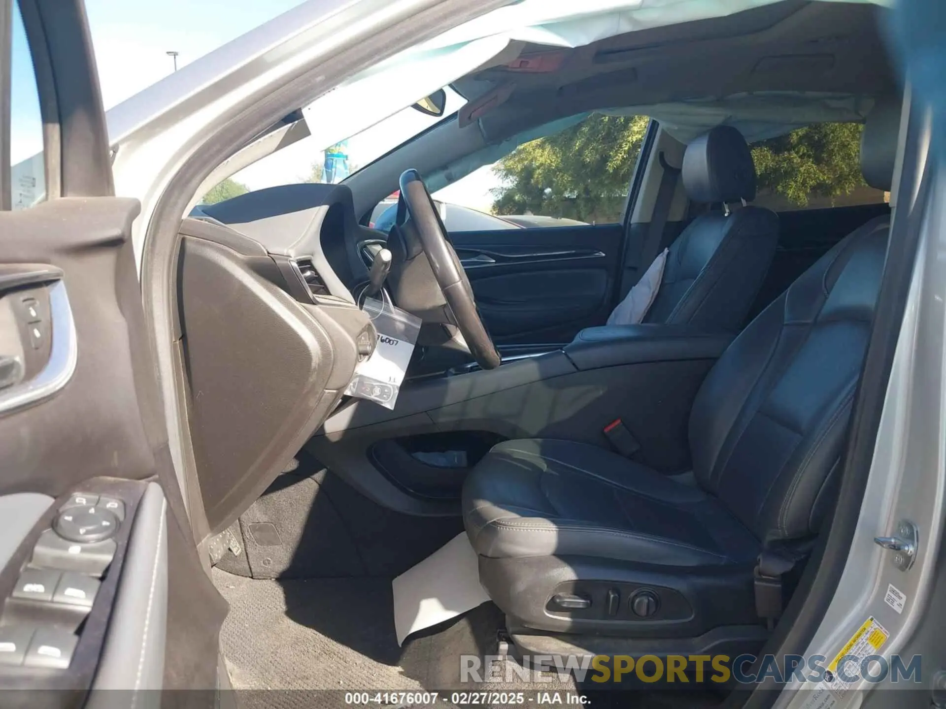 5 Photograph of a damaged car 5GAERBKW8LJ125823 BUICK ENCLAVE 2020