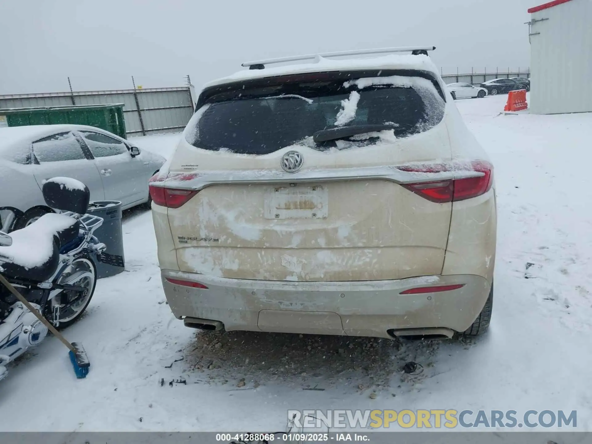 17 Photograph of a damaged car 5GAEVAKW1LJ218477 BUICK ENCLAVE 2020