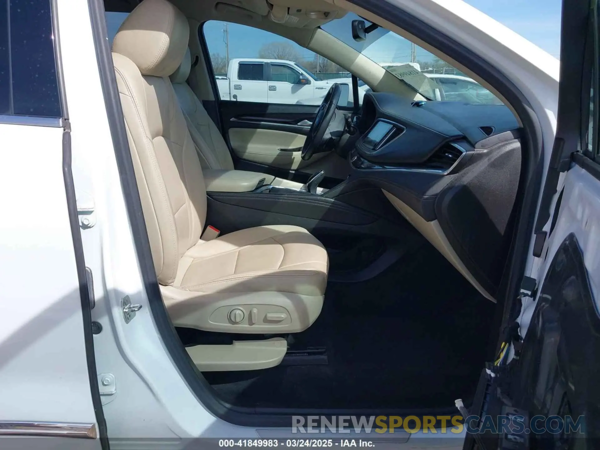 5 Photograph of a damaged car 5GAEVAKW6LJ149950 BUICK ENCLAVE 2020