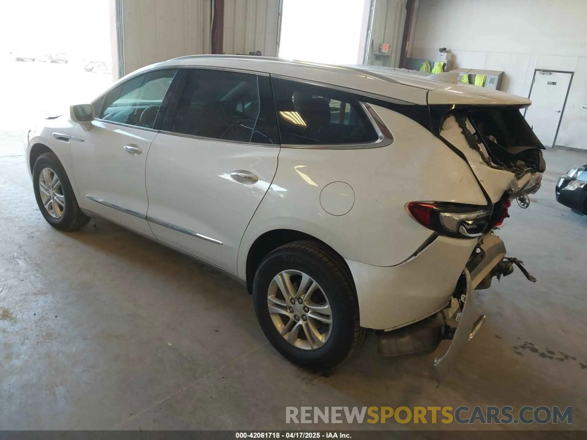 3 Фотография поврежденного автомобиля 5GAEVAKW6LJ189431 BUICK ENCLAVE 2020