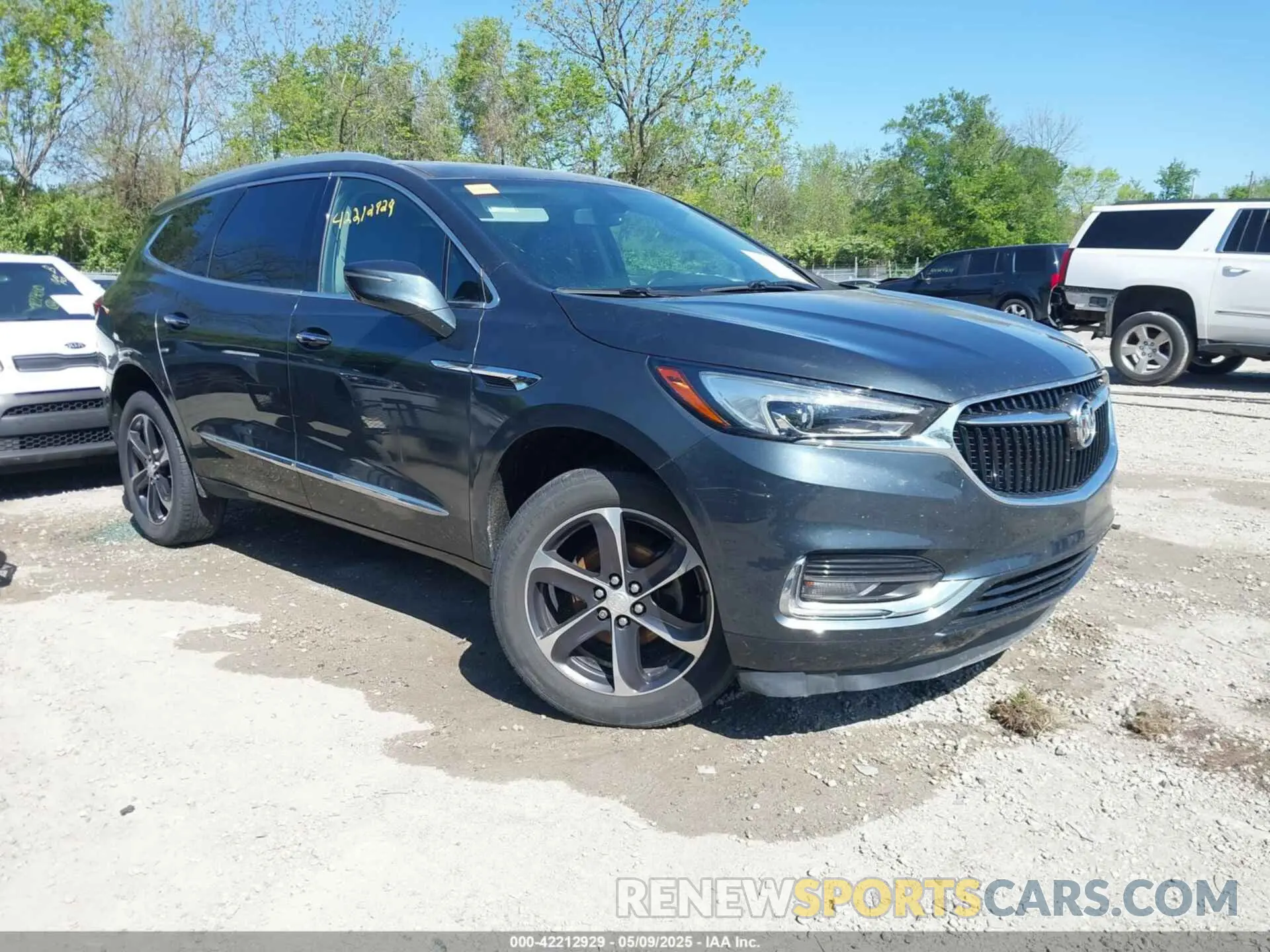 1 Фотография поврежденного автомобиля 5GAEVAKWXLJ185835 BUICK ENCLAVE 2020