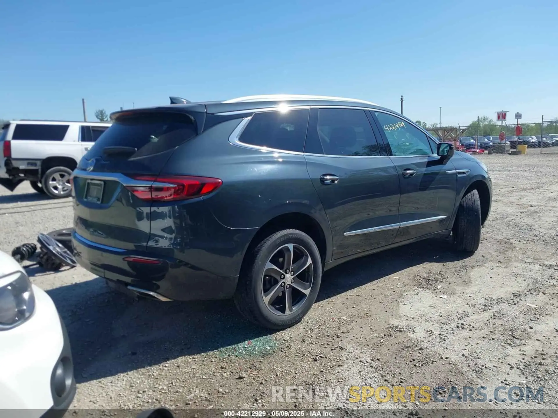 4 Фотография поврежденного автомобиля 5GAEVAKWXLJ185835 BUICK ENCLAVE 2020