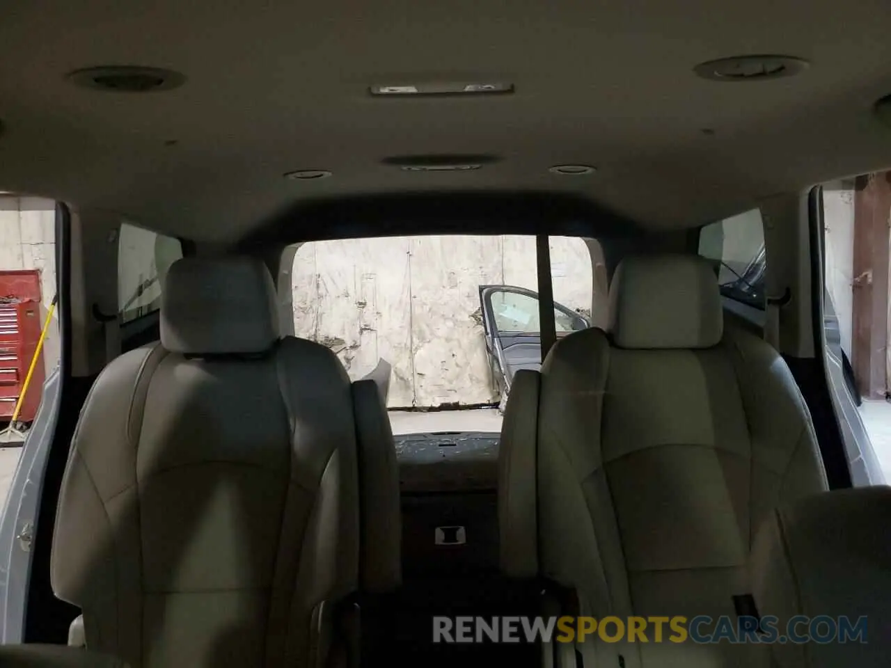 10 Photograph of a damaged car 5GAEVBKW5LJ327062 BUICK ENCLAVE 2020