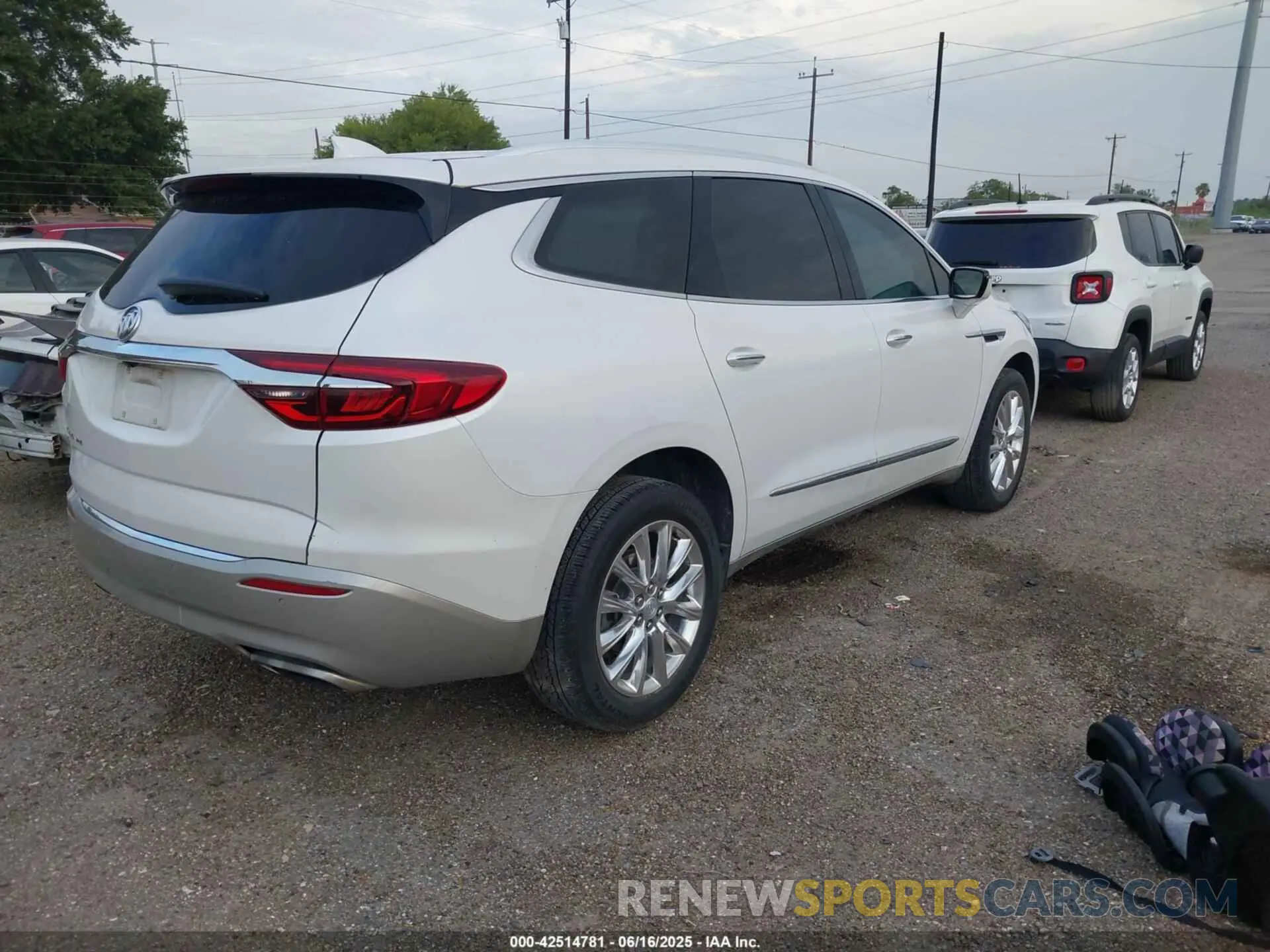 4 Photograph of a damaged car 5GAERBKW3MJ263108 BUICK ENCLAVE 2021