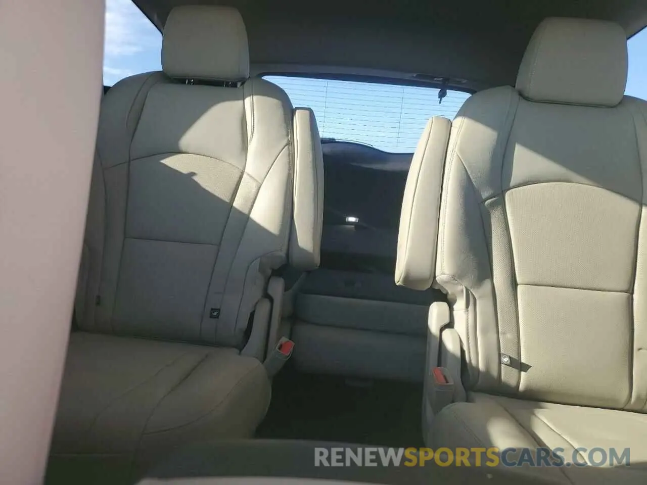 10 Photograph of a damaged car 5GAERBKW4MJ165057 BUICK ENCLAVE 2021
