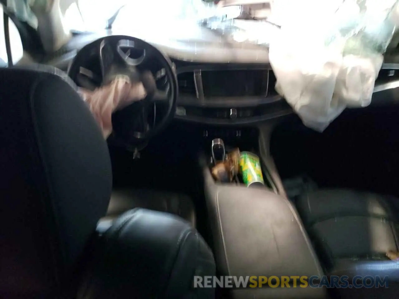 8 Photograph of a damaged car 5GAERBKW9MJ172702 BUICK ENCLAVE 2021