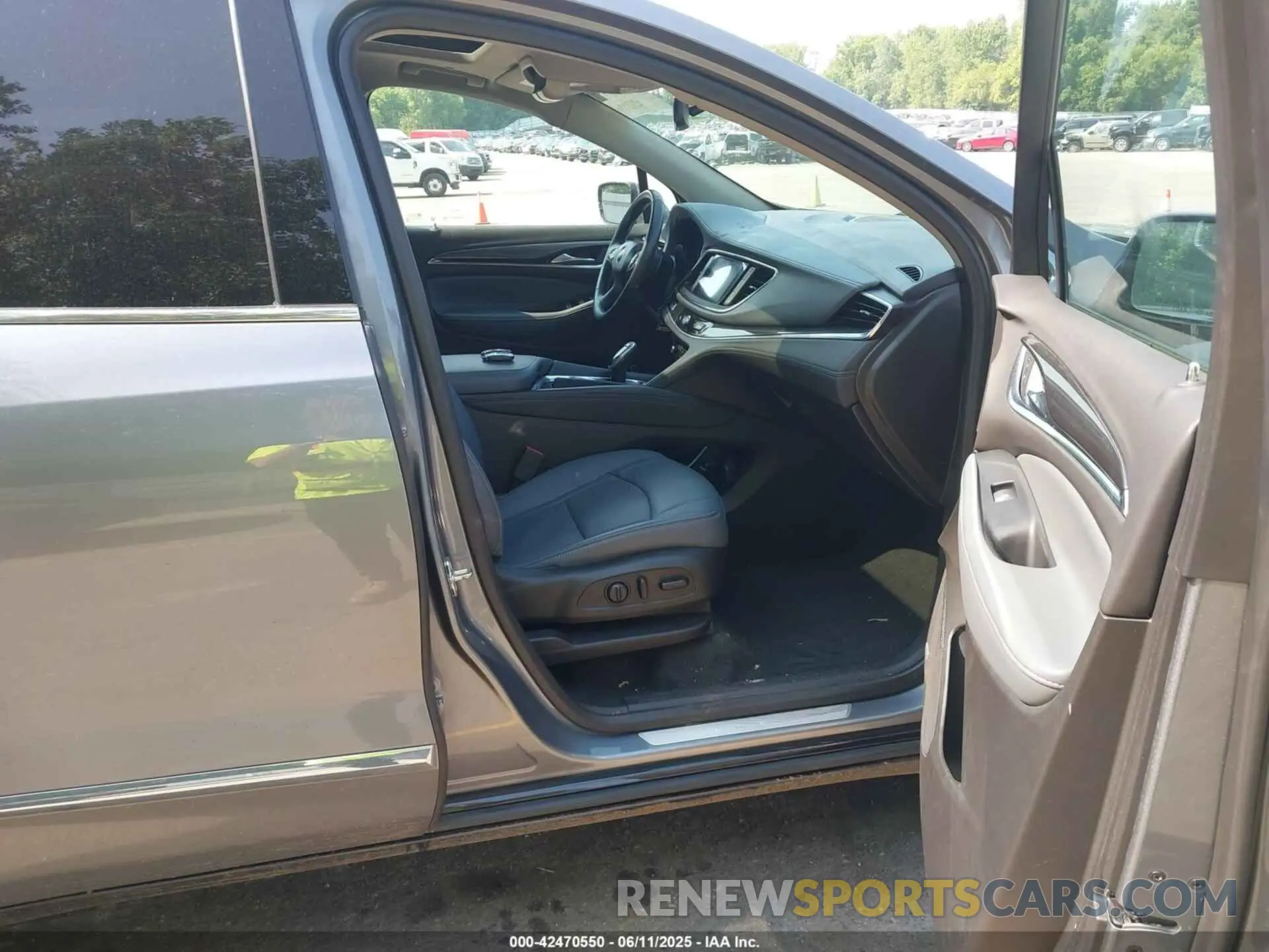 5 Фотография поврежденного автомобиля 5GAEVAKW9MJ103837 BUICK ENCLAVE 2021