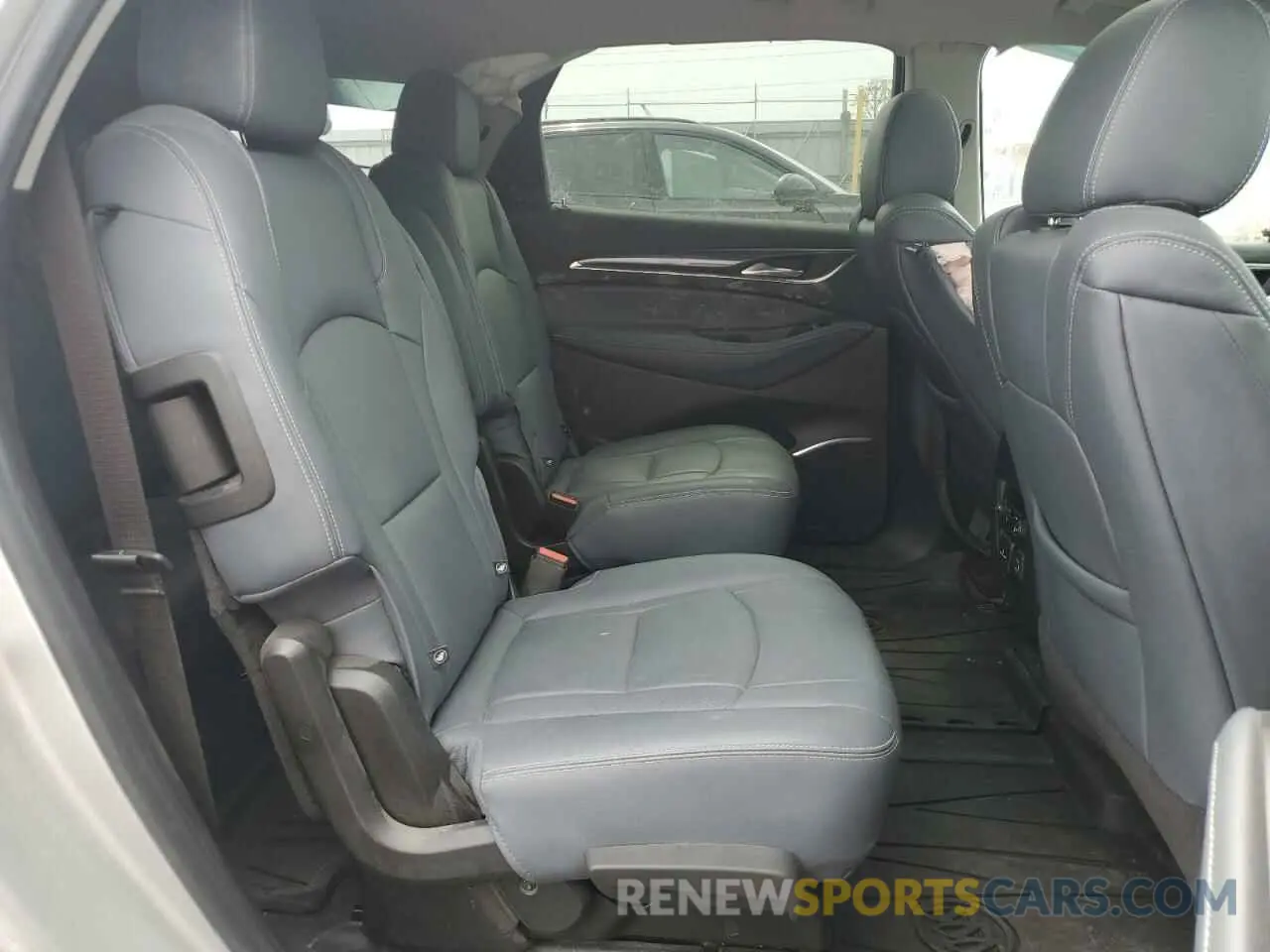 11 Photograph of a damaged car 5GAEVBKW9MJ213826 BUICK ENCLAVE 2021