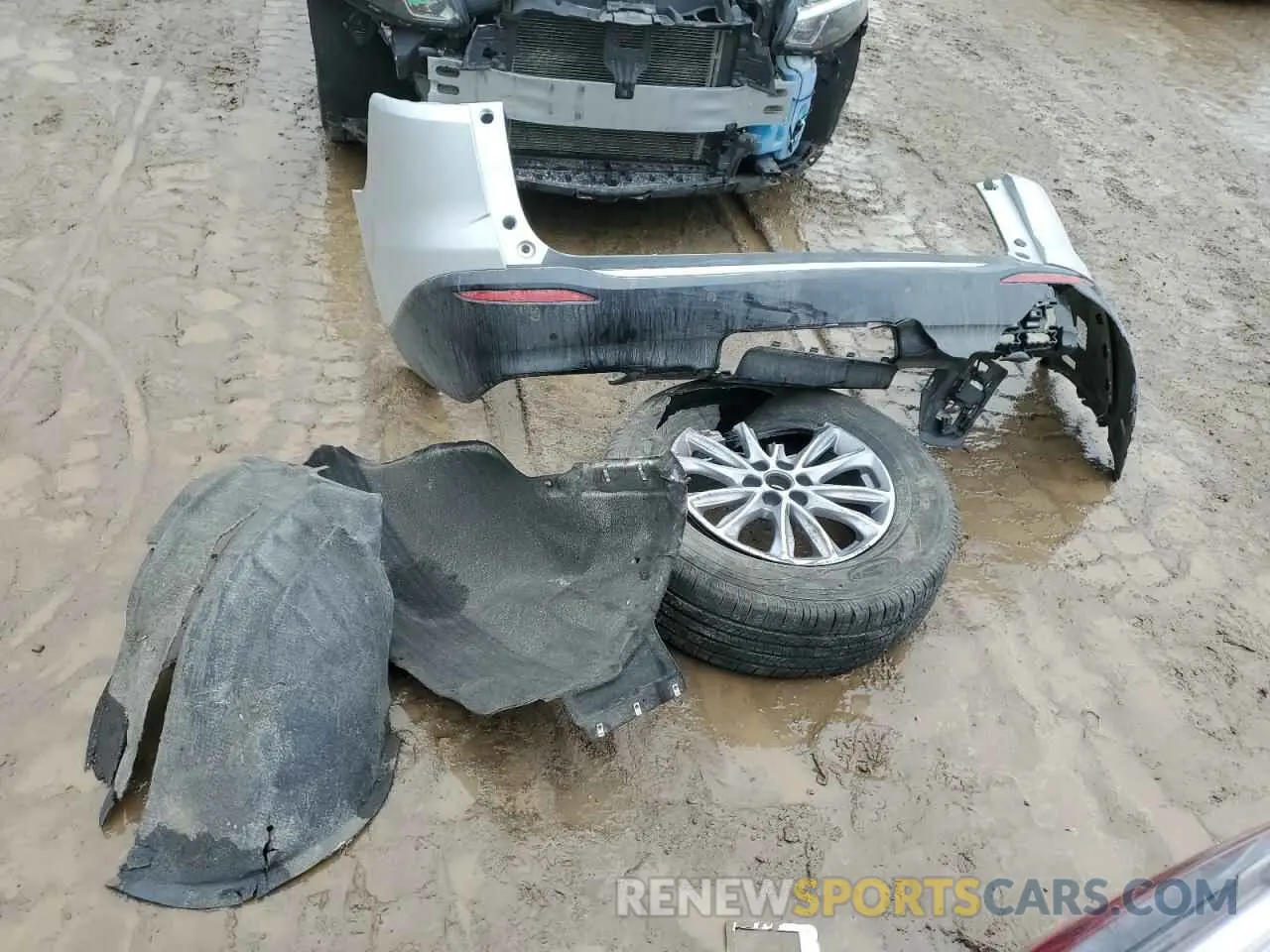 13 Photograph of a damaged car 5GAERBKW3NJ135954 BUICK ENCLAVE 2022