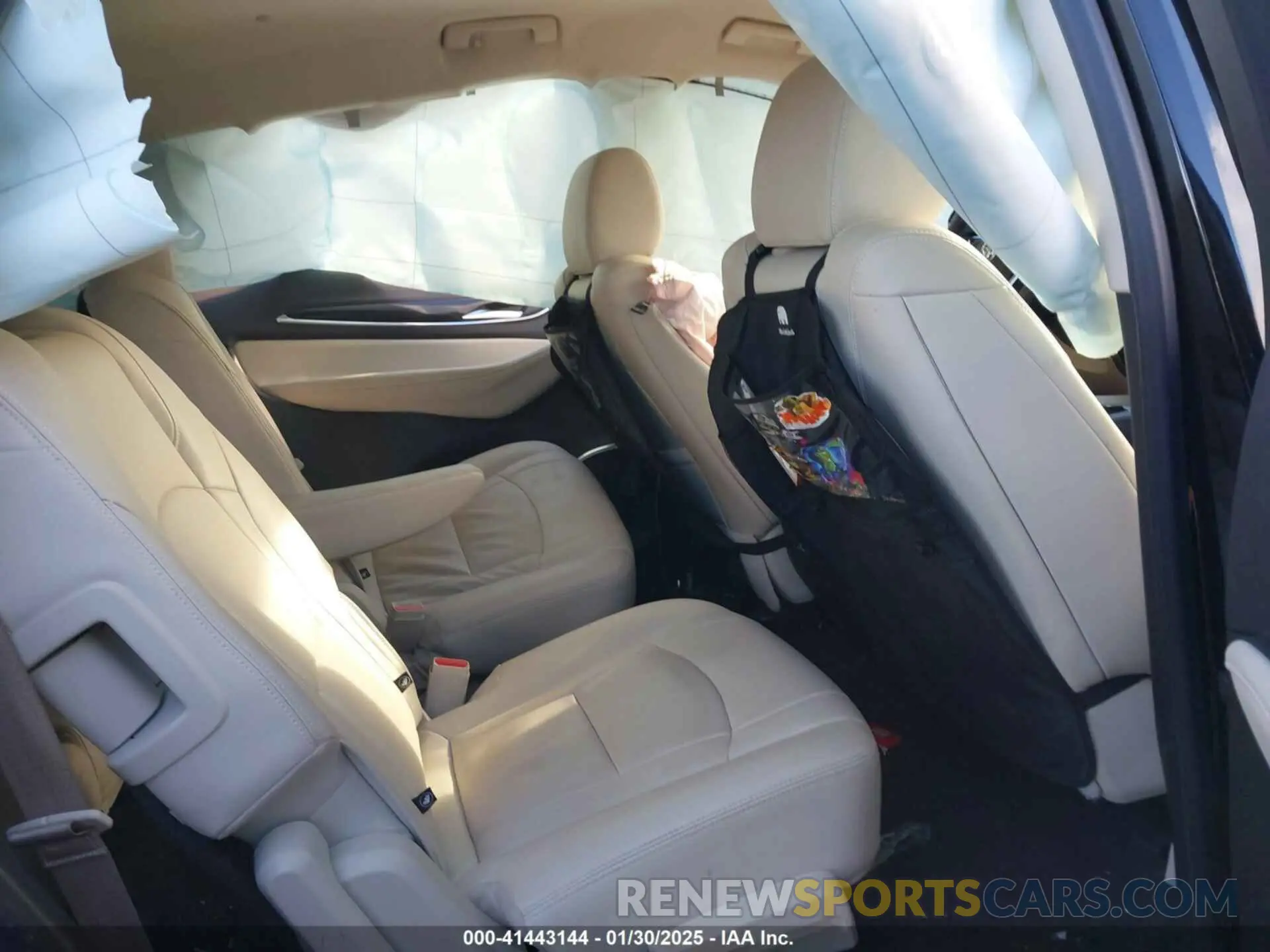 8 Фотография поврежденного автомобиля 5GAERCKW7NJ170647 BUICK ENCLAVE 2022