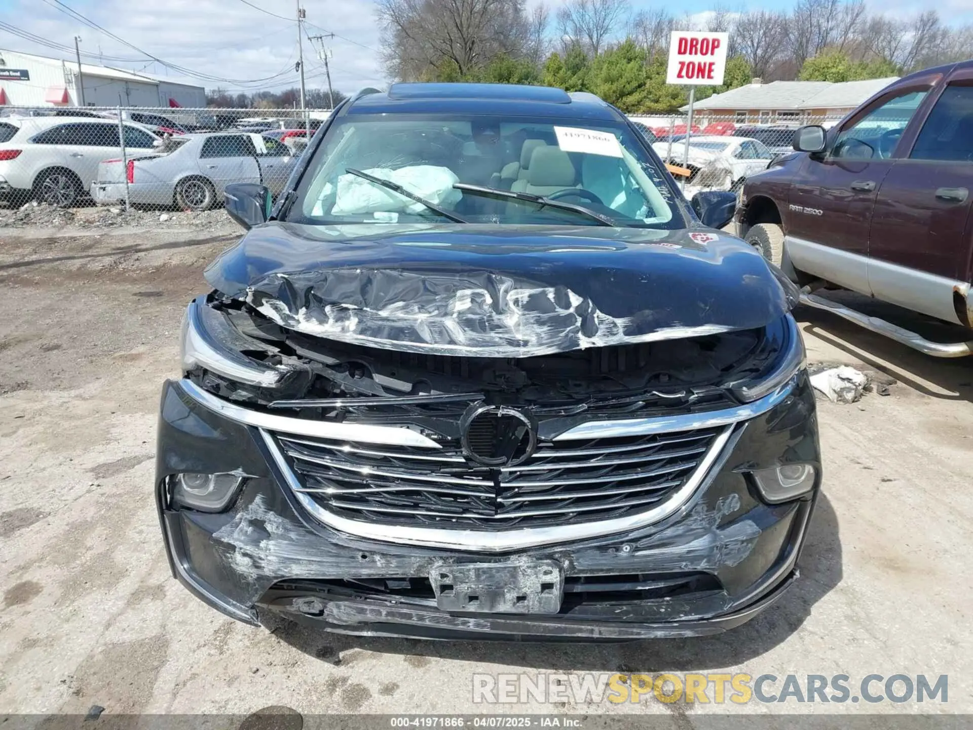 12 Photograph of a damaged car 5GAEVAKW5NJ136447 BUICK ENCLAVE 2022