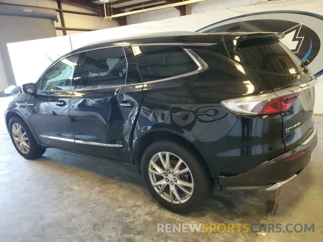 2 Фотография поврежденного автомобиля 5GAEVBKW0NJ134482 BUICK ENCLAVE 2022