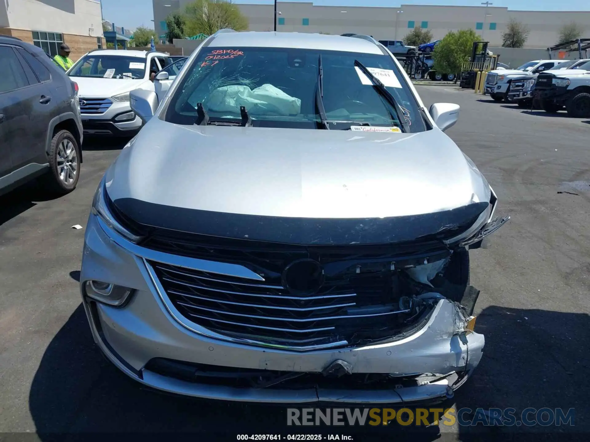 12 Photograph of a damaged car 5GAEVBKW1NJ113107 BUICK ENCLAVE 2022