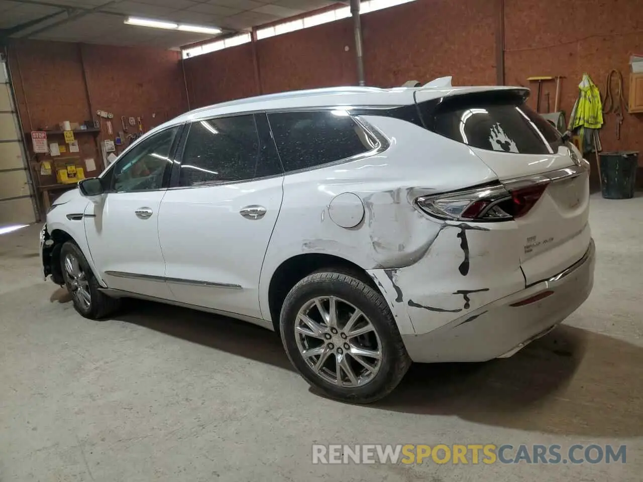 2 Фотография поврежденного автомобиля 5GAEVBKW3NJ180369 BUICK ENCLAVE 2022