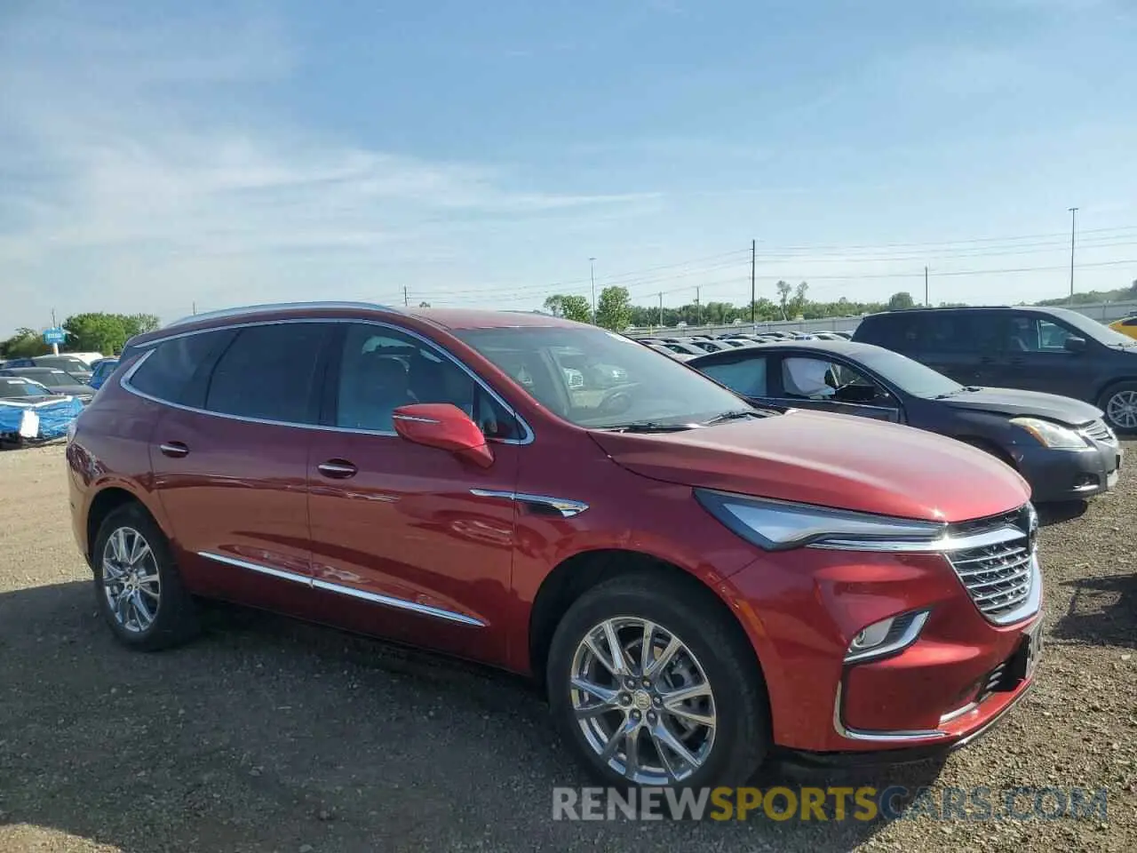 4 Photograph of a damaged car 5GAEVBKW5NJ131769 BUICK ENCLAVE 2022