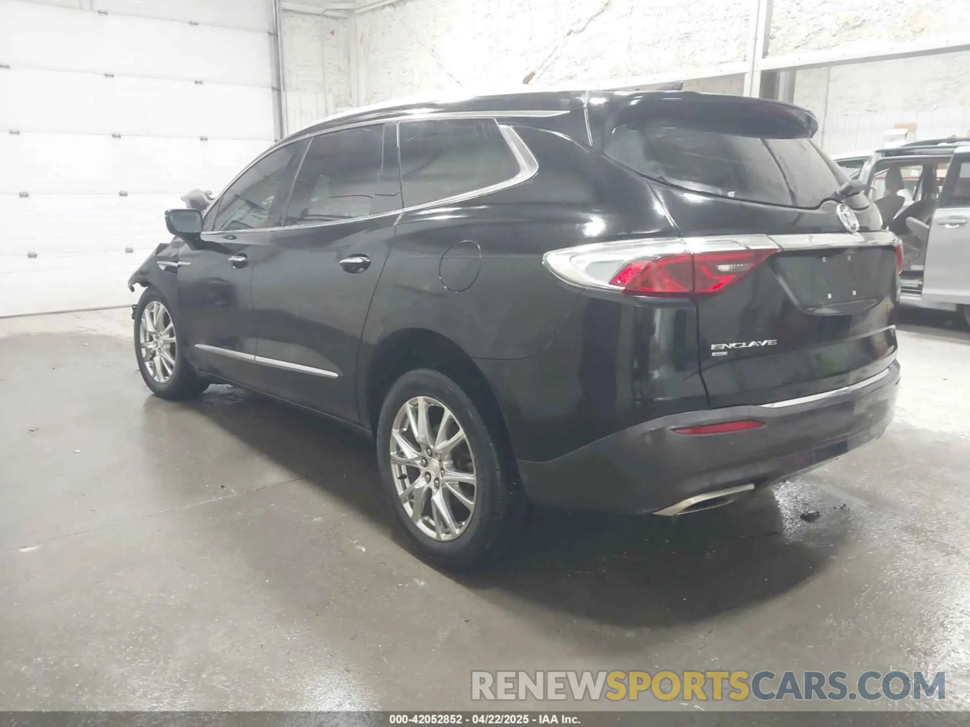 3 Фотография поврежденного автомобиля 5GAEVBKW5NJ148572 BUICK ENCLAVE 2022