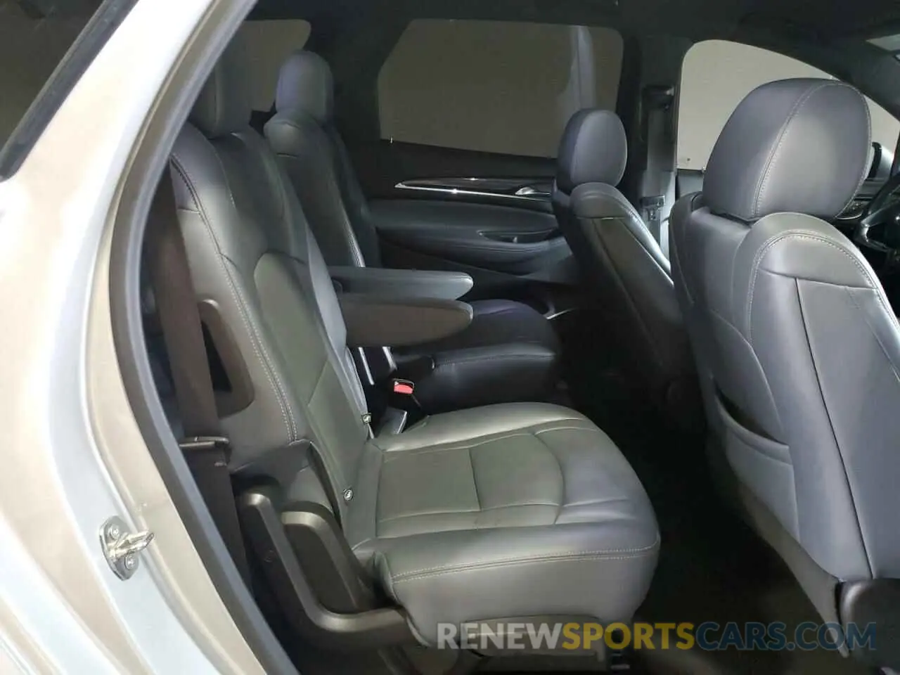11 Photograph of a damaged car 5GAEVBKW9NJ125098 BUICK ENCLAVE 2022