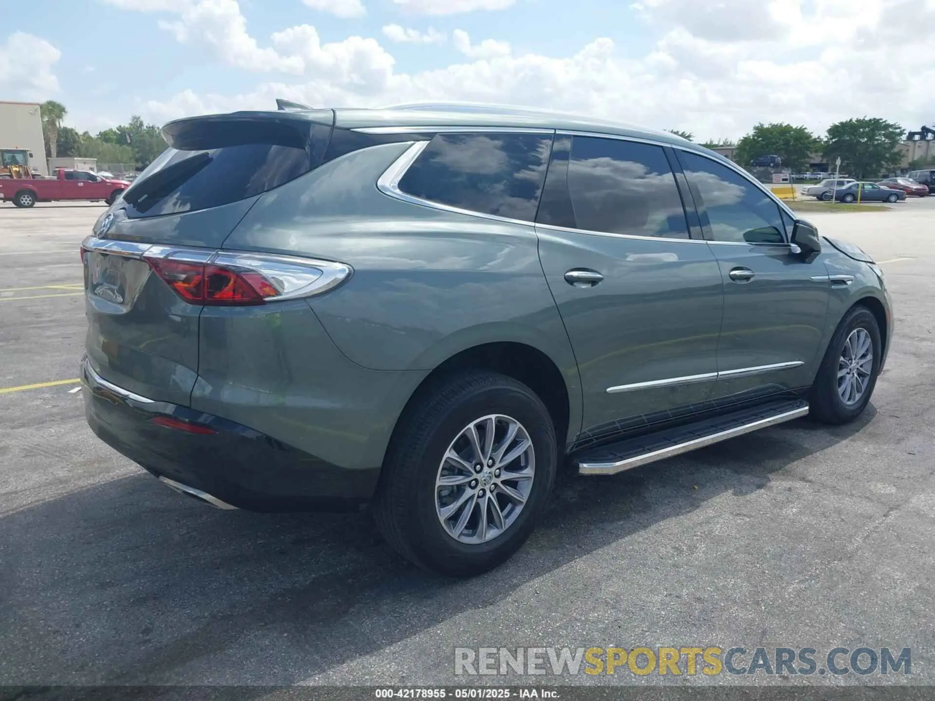 4 Фотография поврежденного автомобиля 5GAERBKW7RJ102915 BUICK ENCLAVE 2024