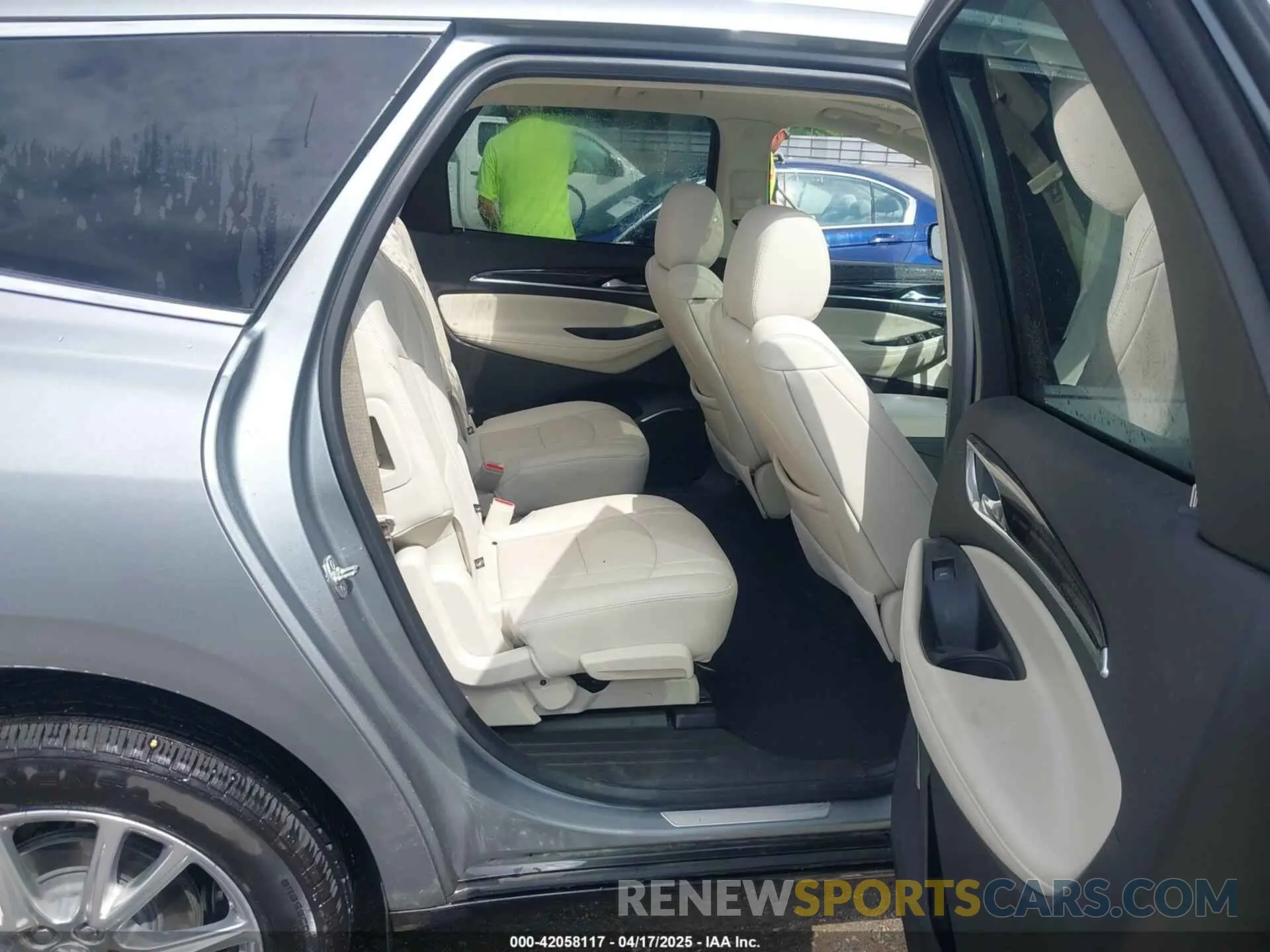 8 Фотография поврежденного автомобиля 5GAERCKW4RJ115191 BUICK ENCLAVE 2024