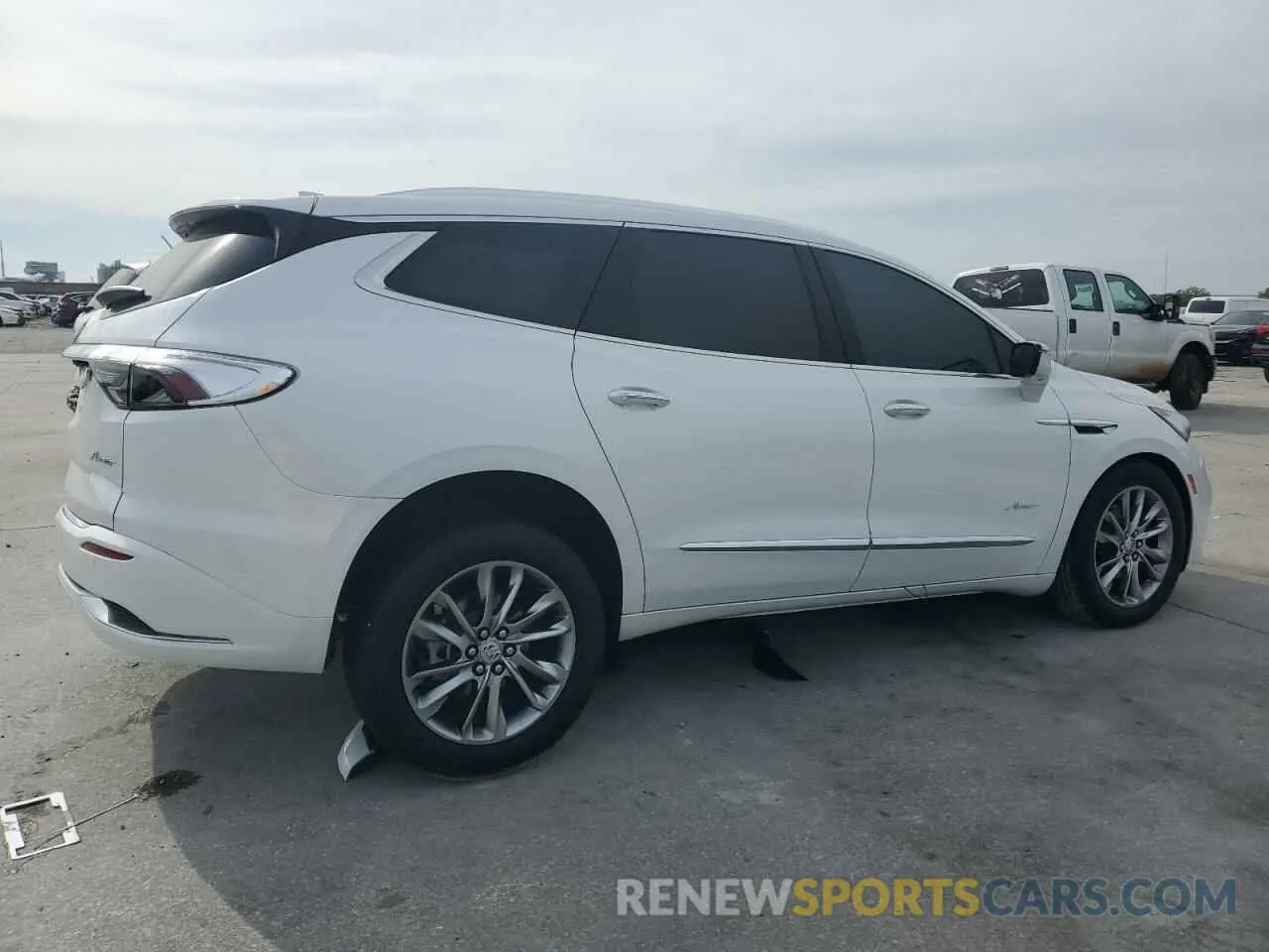 3 Фотография поврежденного автомобиля 5GAERDKW0RJ106803 BUICK ENCLAVE 2024