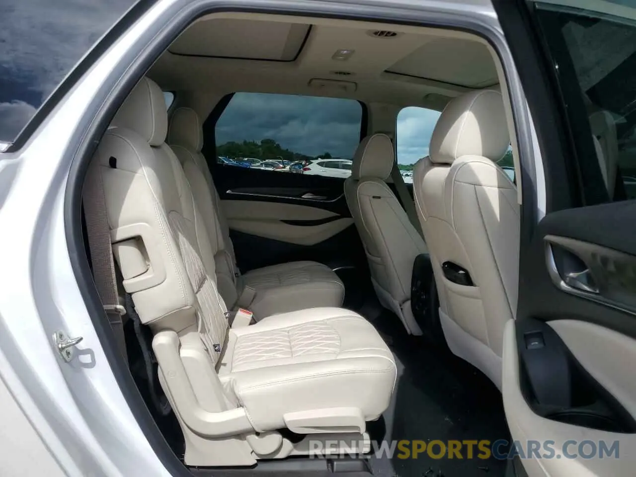 11 Photograph of a damaged car 5GAERDKW5RJ127226 BUICK ENCLAVE 2024
