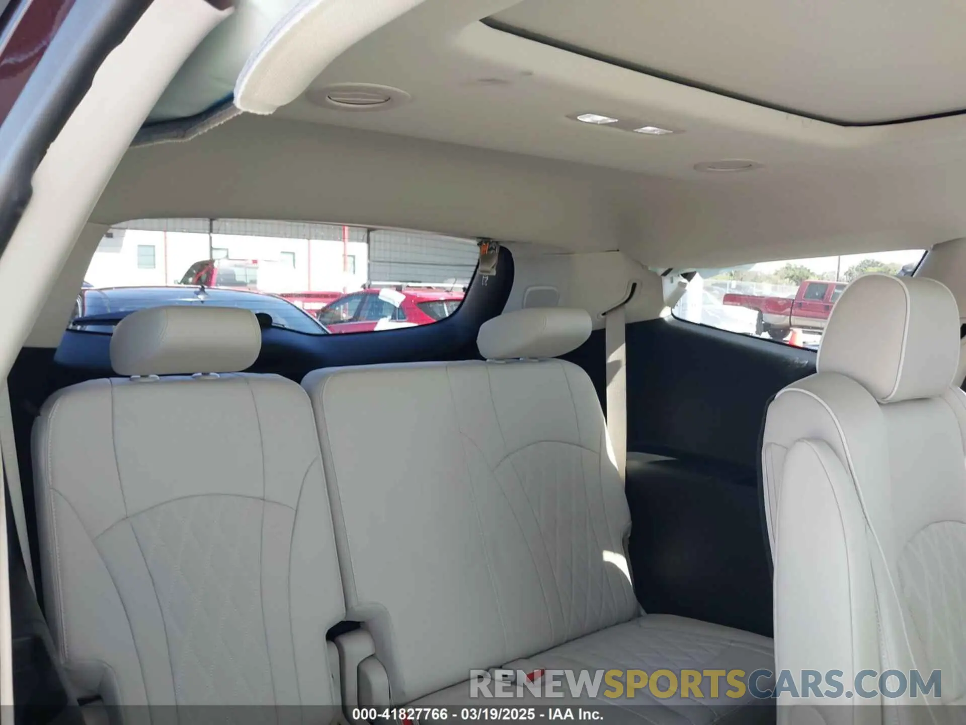8 Фотография поврежденного автомобиля 5GAERDKW6RJ110662 BUICK ENCLAVE 2024