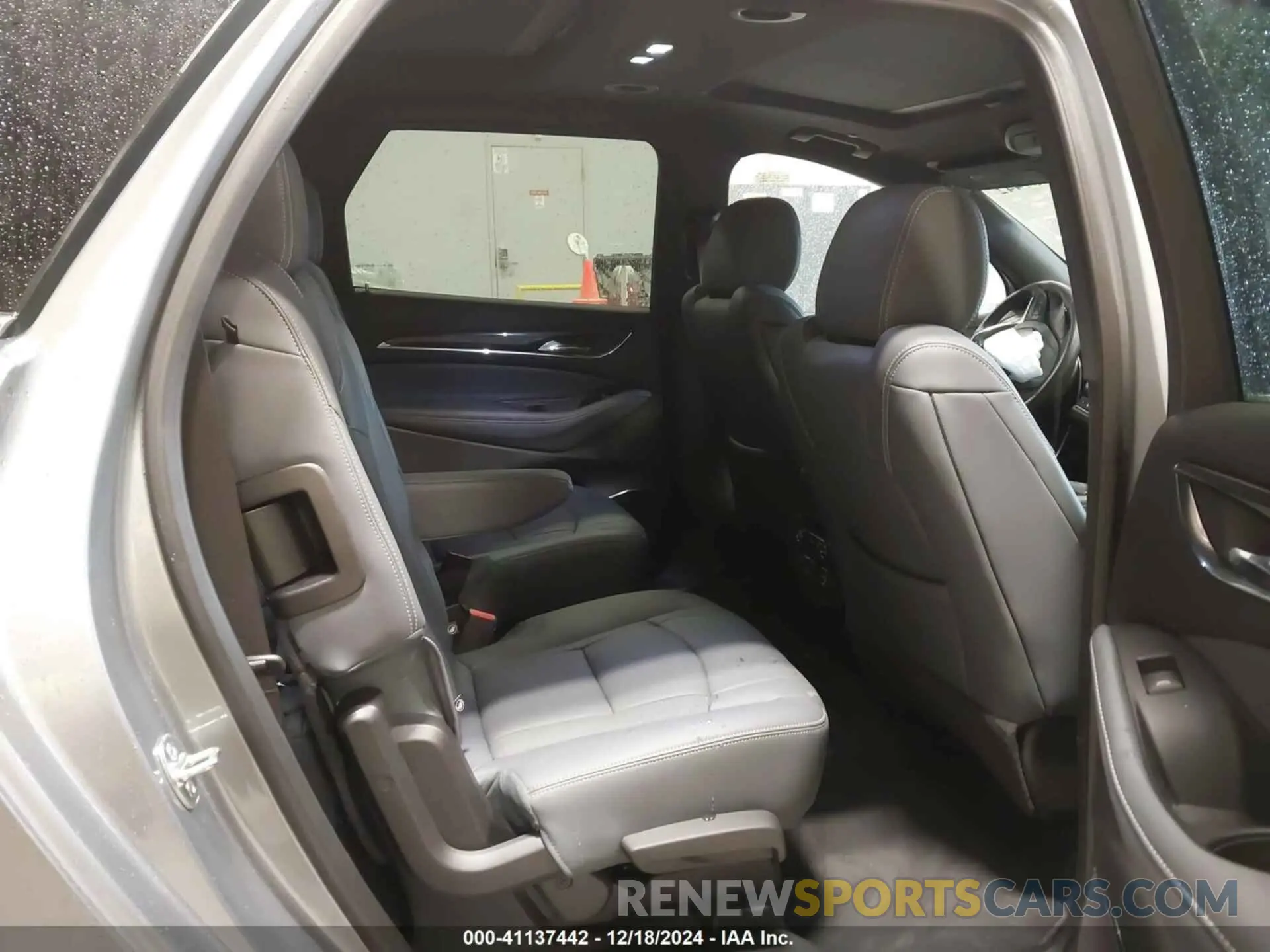 8 Photograph of a damaged car 5GAEVAKW1RJ114175 BUICK ENCLAVE 2024