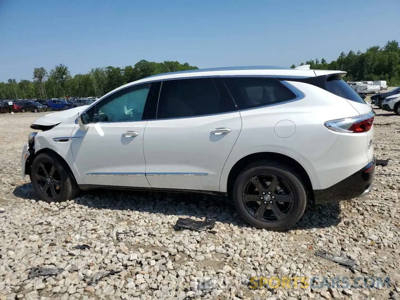 2 Фотография поврежденного автомобиля 5GAEVAKW3RJ125663 BUICK ENCLAVE 2024