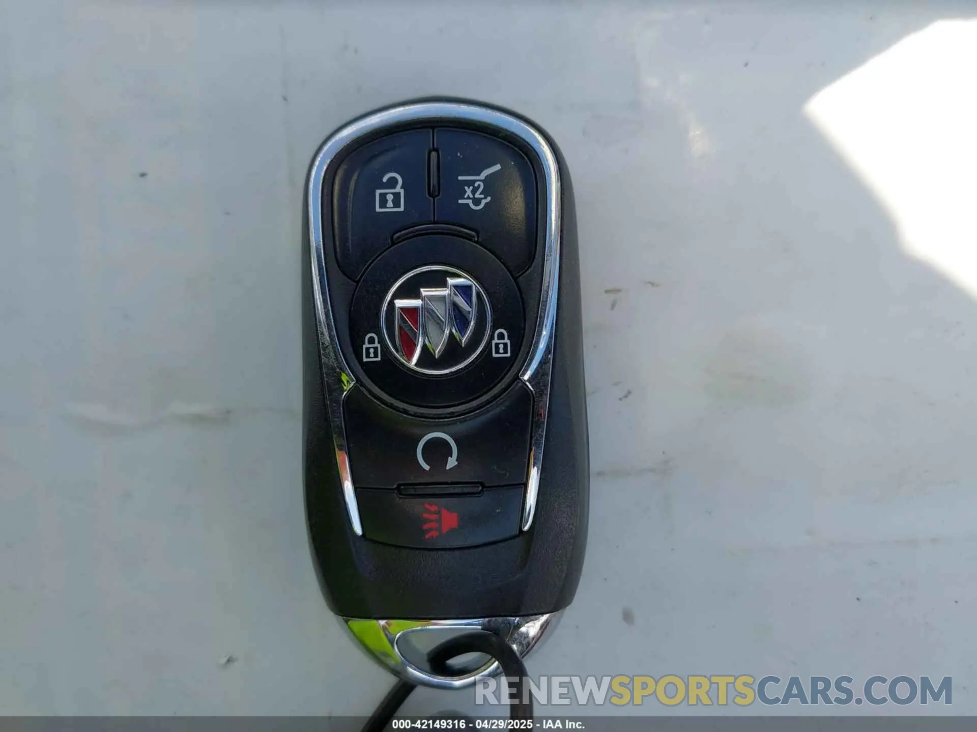11 Фотография поврежденного автомобиля 5GAEVBKW0RJ127425 BUICK ENCLAVE 2024