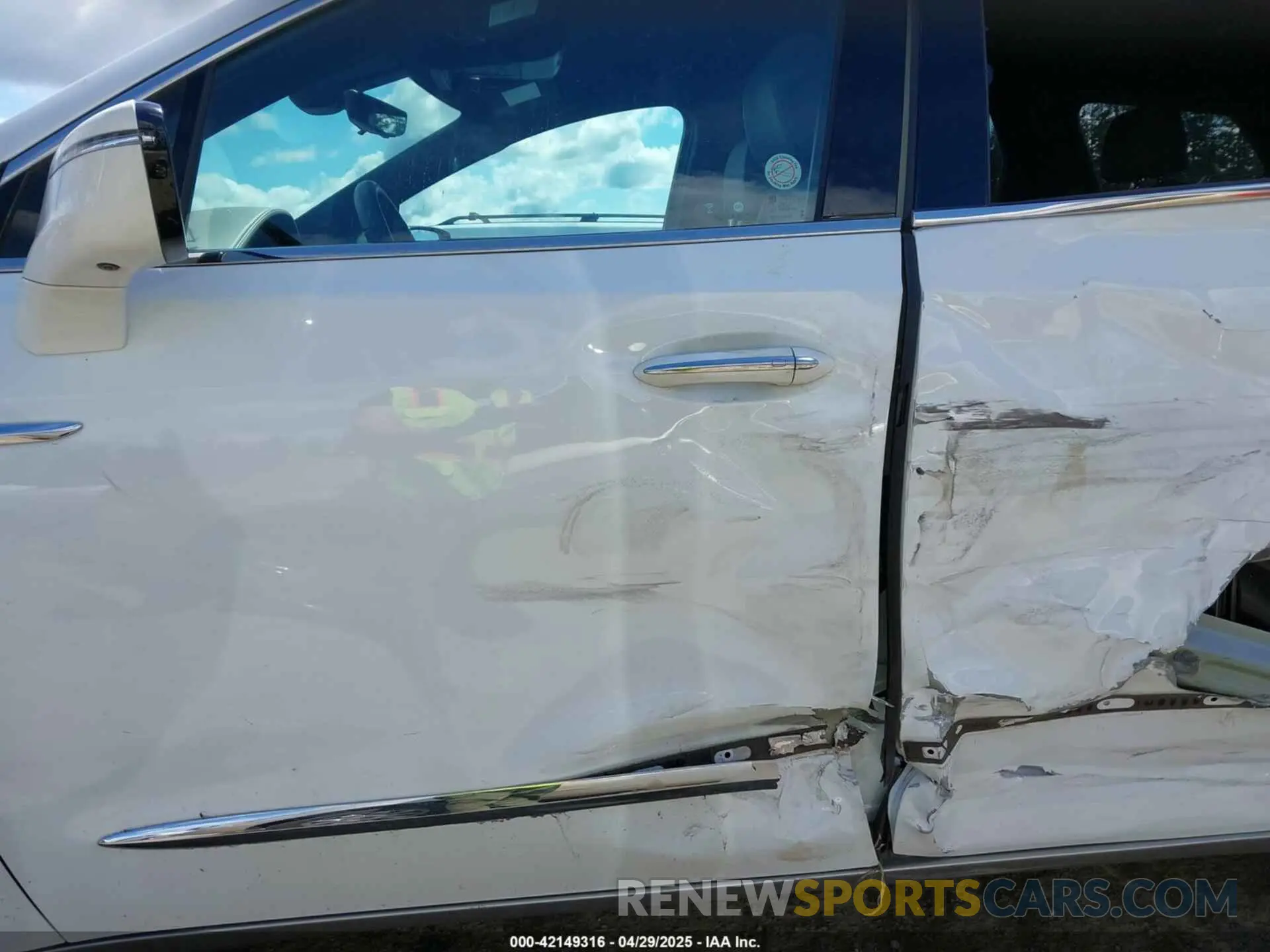 6 Фотография поврежденного автомобиля 5GAEVBKW0RJ127425 BUICK ENCLAVE 2024