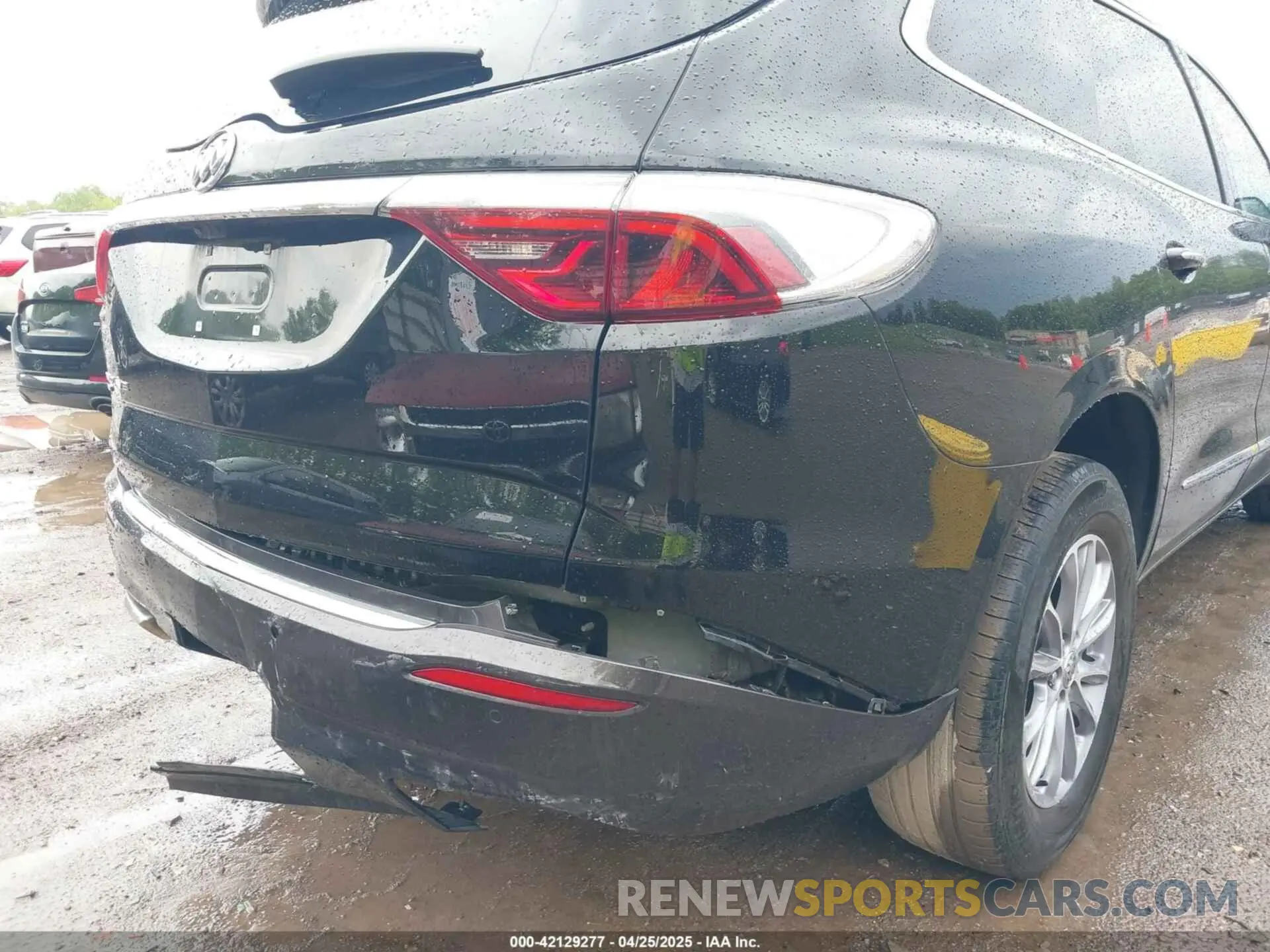 6 Photograph of a damaged car 5GAEVBKW4RJ125368 BUICK ENCLAVE 2024