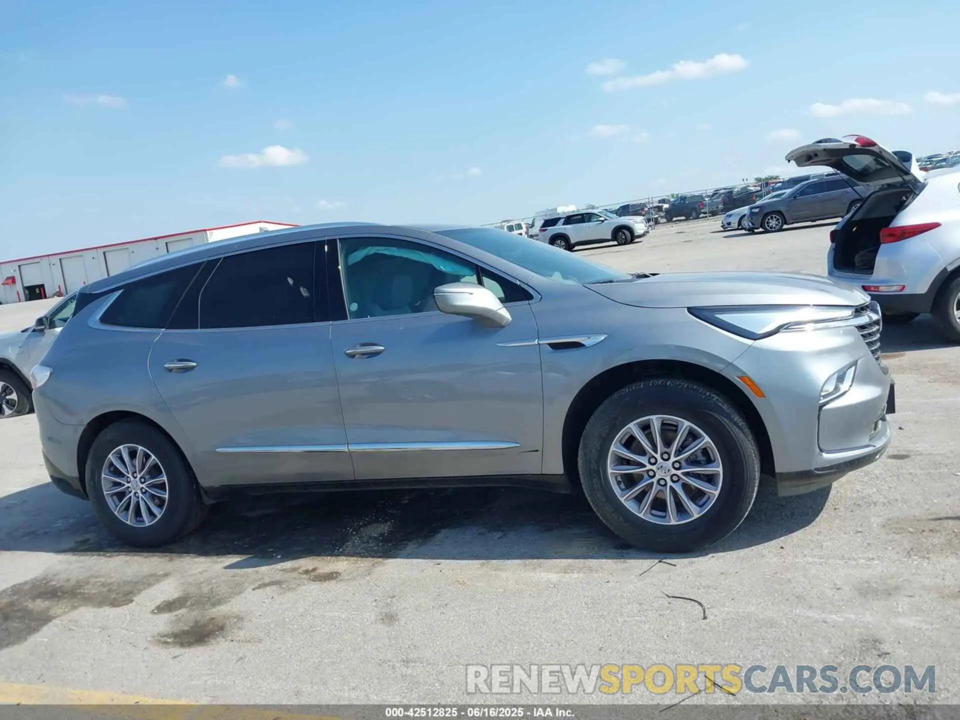13 Фотография поврежденного автомобиля 5GAEVBKWXRJ125309 BUICK ENCLAVE 2024