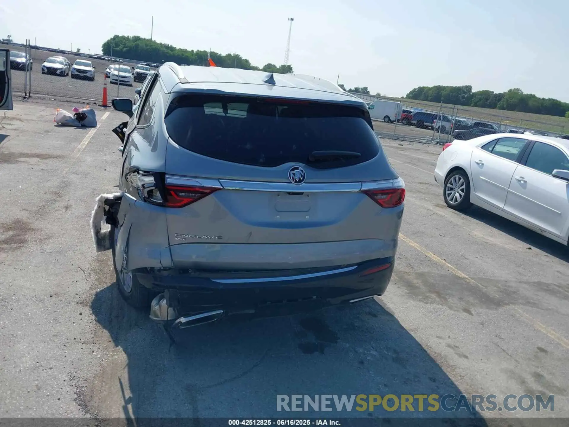 16 Фотография поврежденного автомобиля 5GAEVBKWXRJ125309 BUICK ENCLAVE 2024