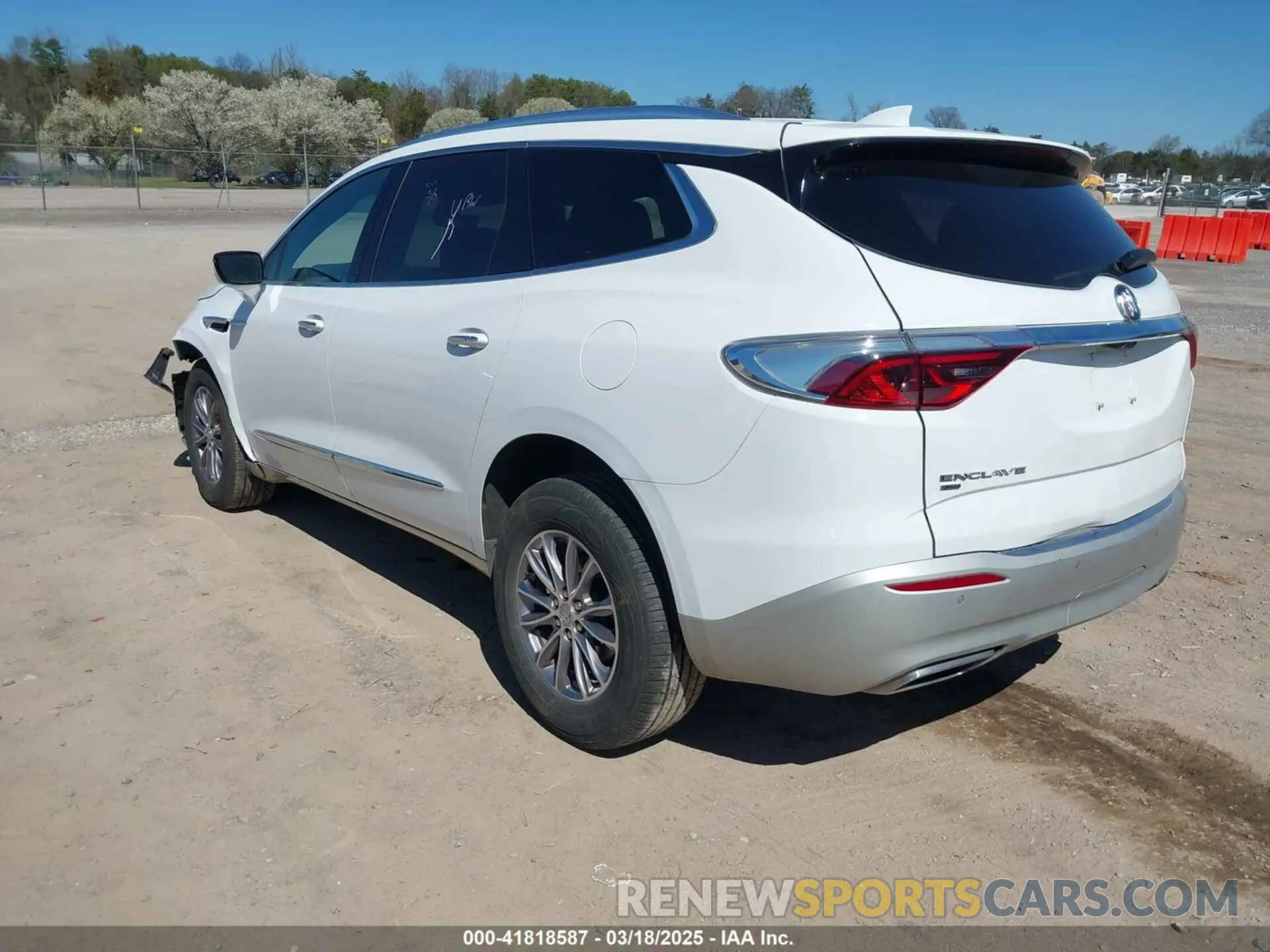 3 Фотография поврежденного автомобиля 5GAEVBKWXRJ131711 BUICK ENCLAVE 2024