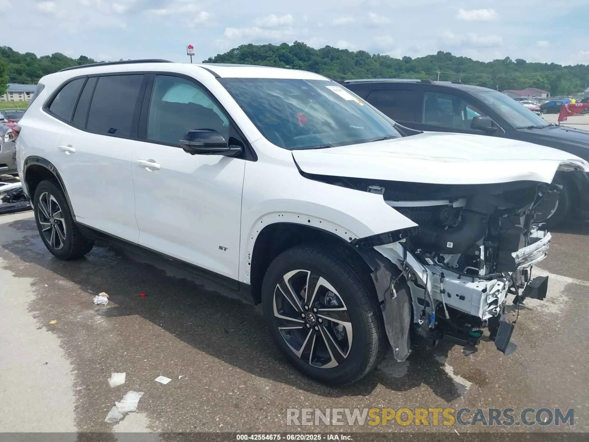 1 Photograph of a damaged car 5GAEVBRS3SJ241704 BUICK ENCLAVE 2025