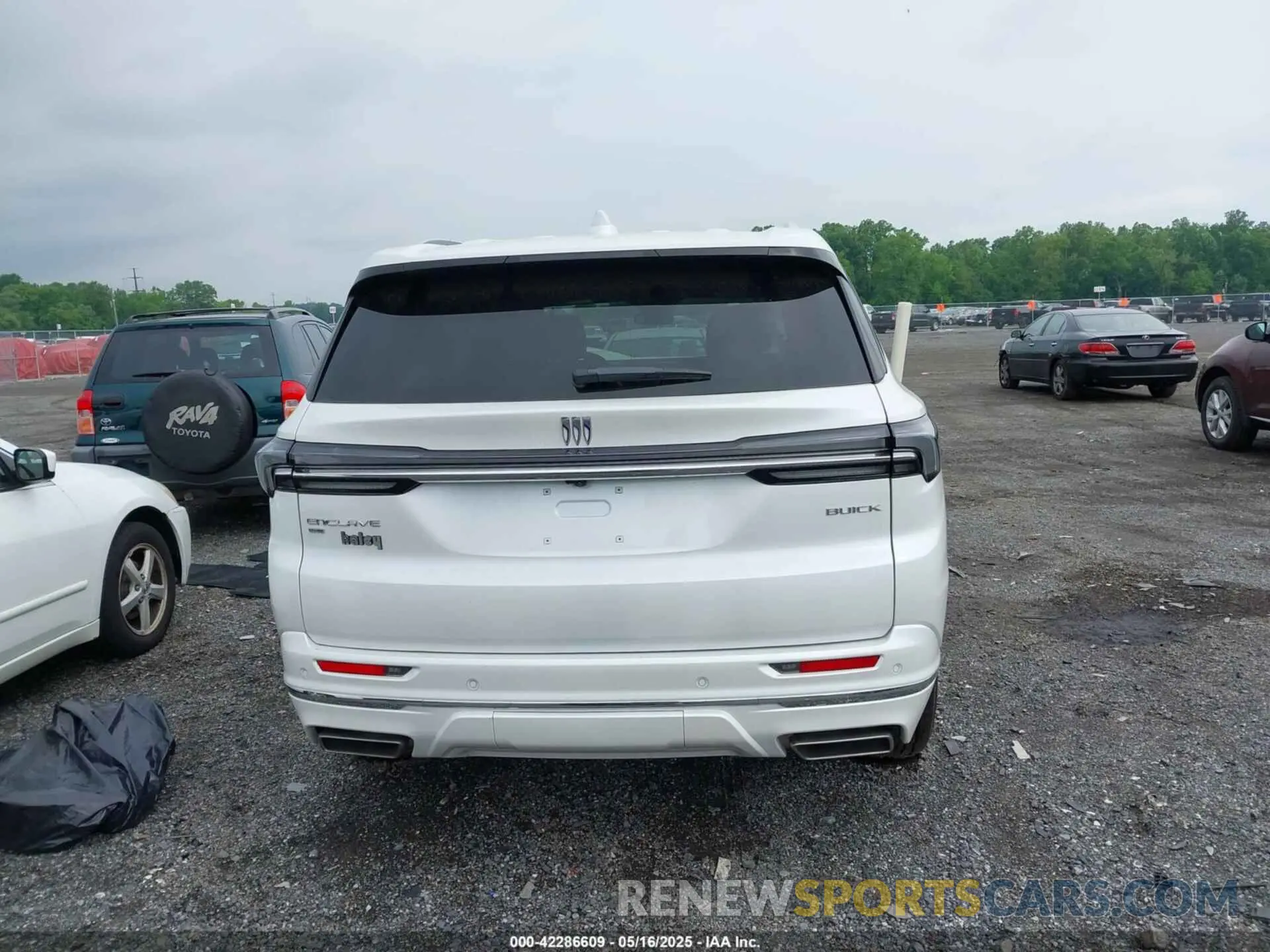 15 Photograph of a damaged car 5GAEVCRSXSJ110405 BUICK ENCLAVE 2025