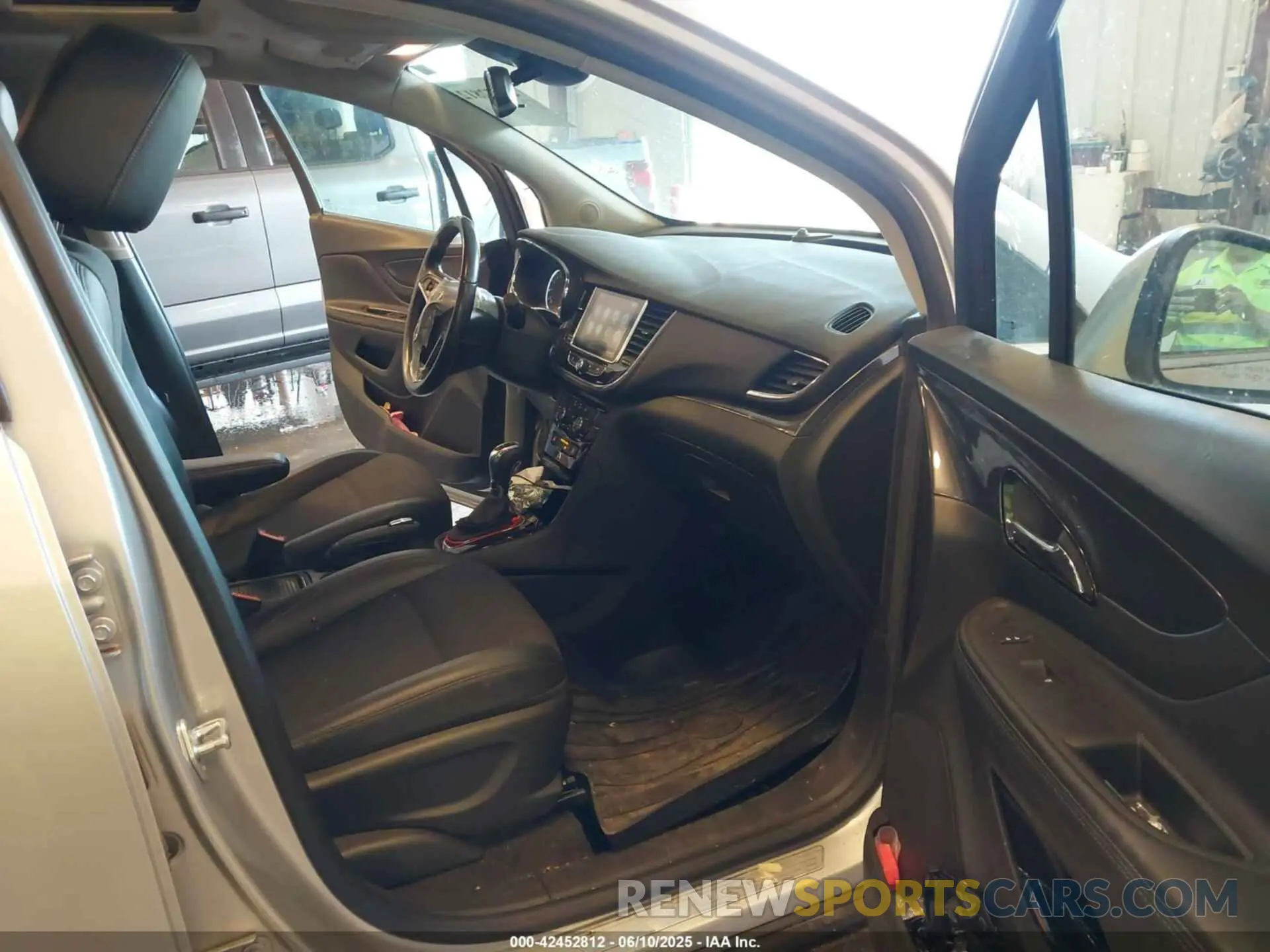 5 Photograph of a damaged car KL4CJ1SB3KB933102 BUICK ENCORE 2019