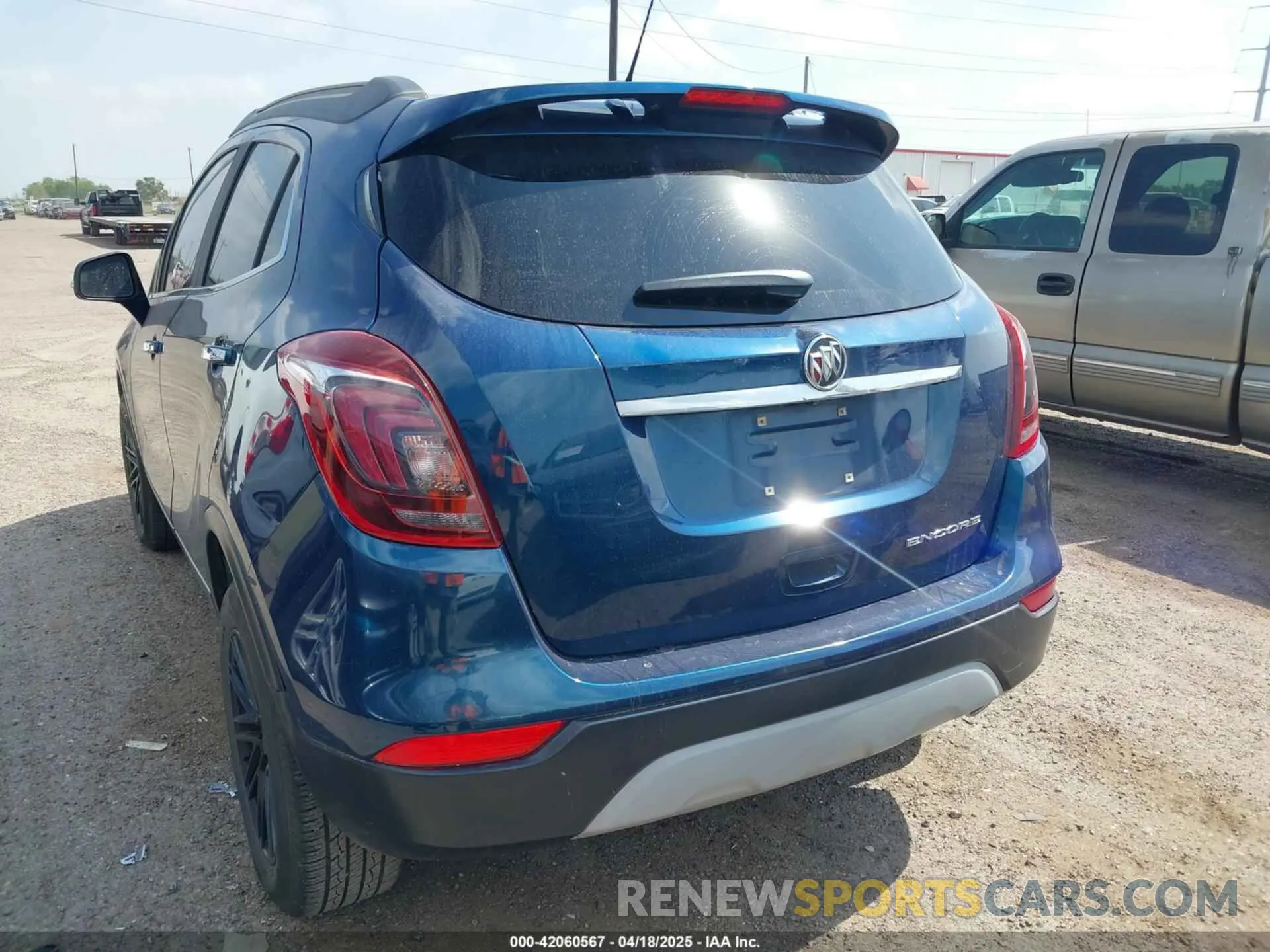 3 Фотография поврежденного автомобиля KL4CJ1SB6KB839683 BUICK ENCORE 2019