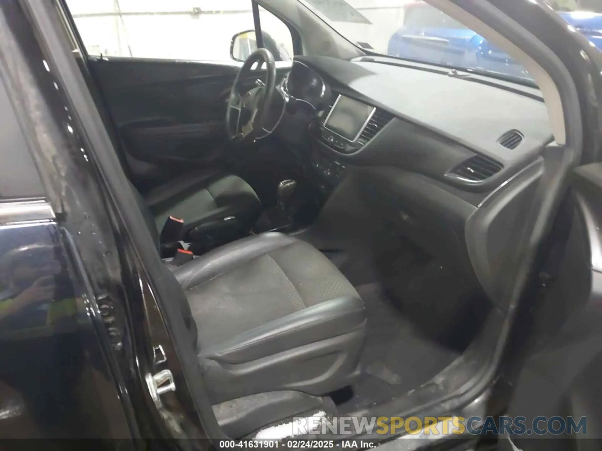 5 Photograph of a damaged car KL4CJ2SB8KB933277 BUICK ENCORE 2019