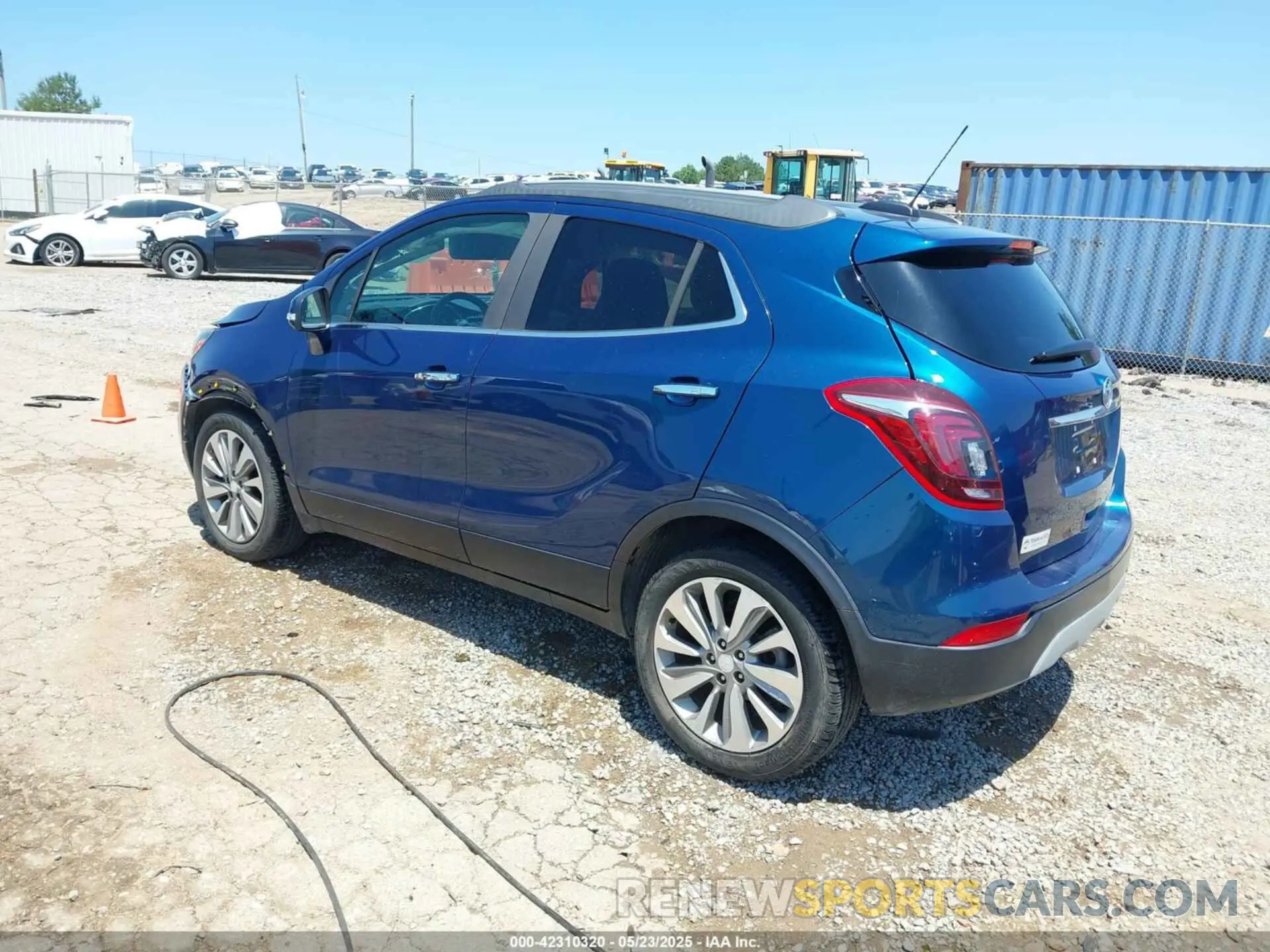 3 Фотография поврежденного автомобиля KL4CJASB0KB751485 BUICK ENCORE 2019
