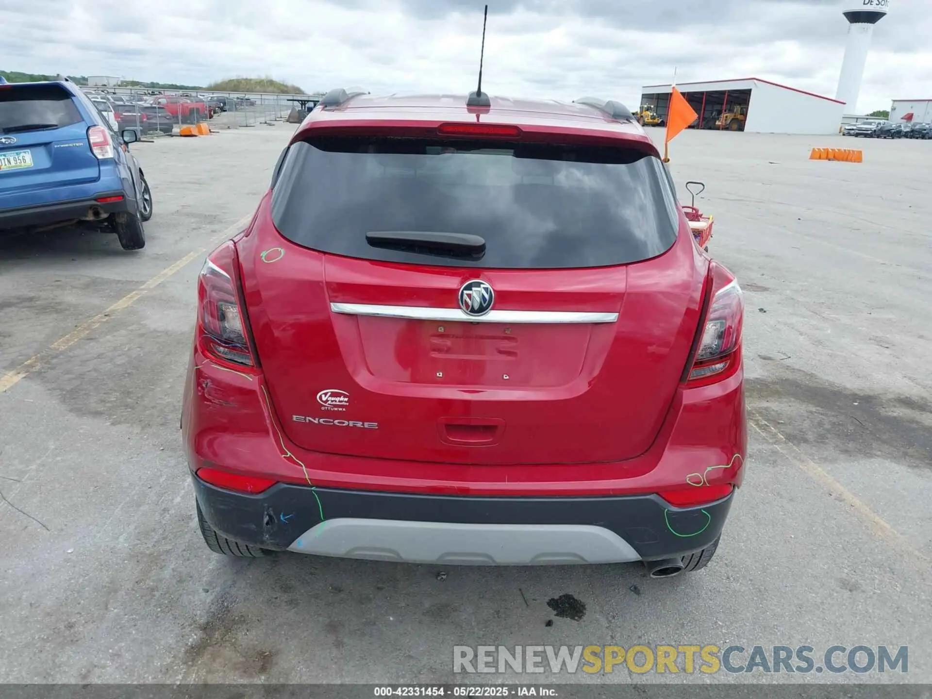 17 Фотография поврежденного автомобиля KL4CJASB1KB726000 BUICK ENCORE 2019