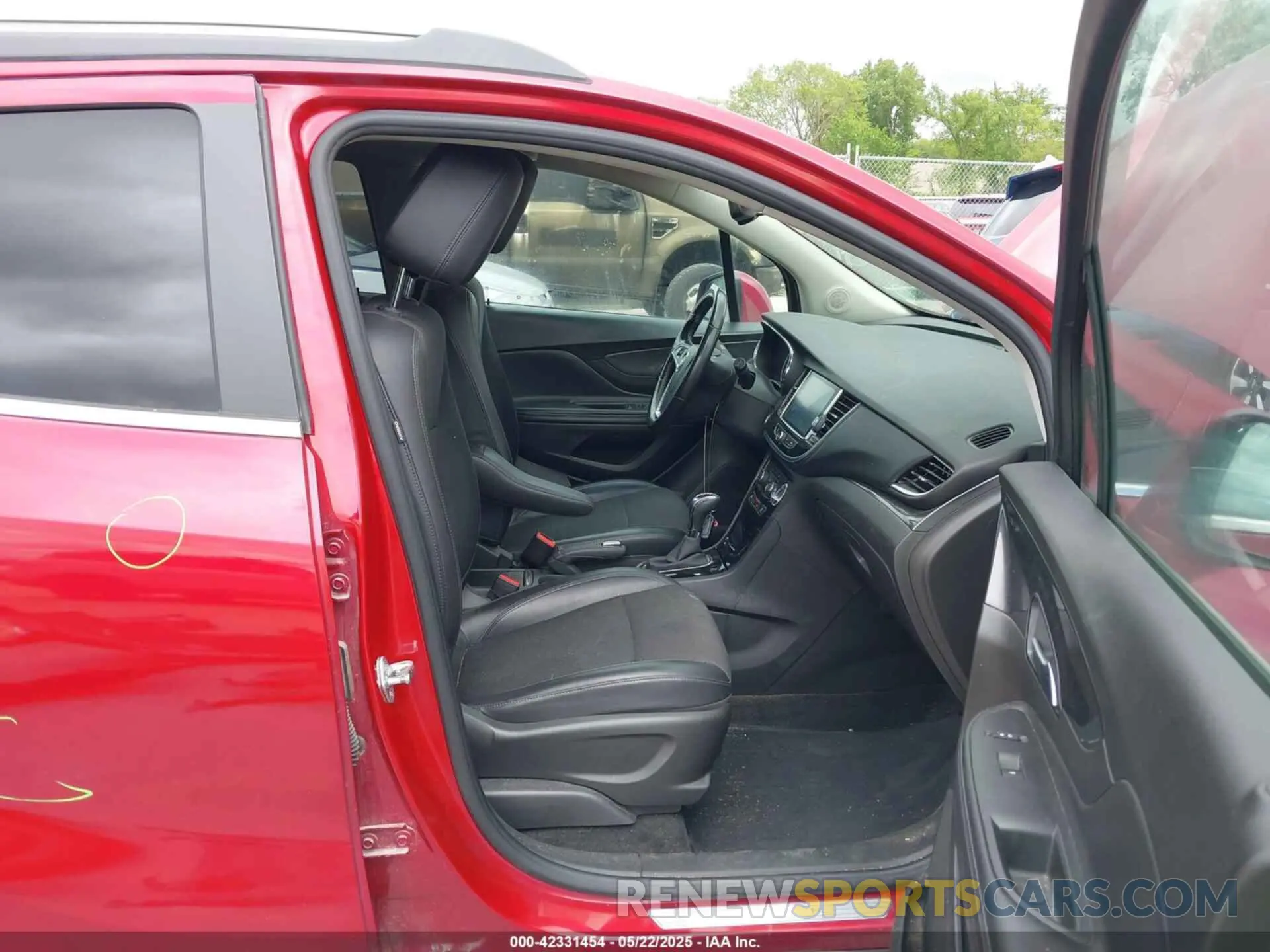 5 Фотография поврежденного автомобиля KL4CJASB1KB726000 BUICK ENCORE 2019