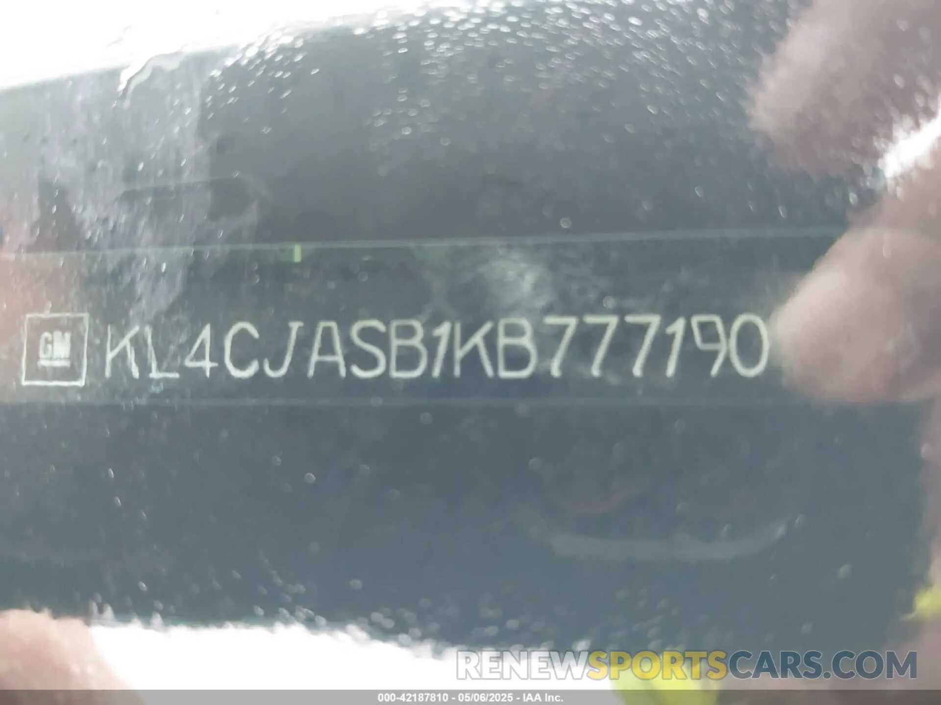 18 Photograph of a damaged car KL4CJASB1KB777190 BUICK ENCORE 2019