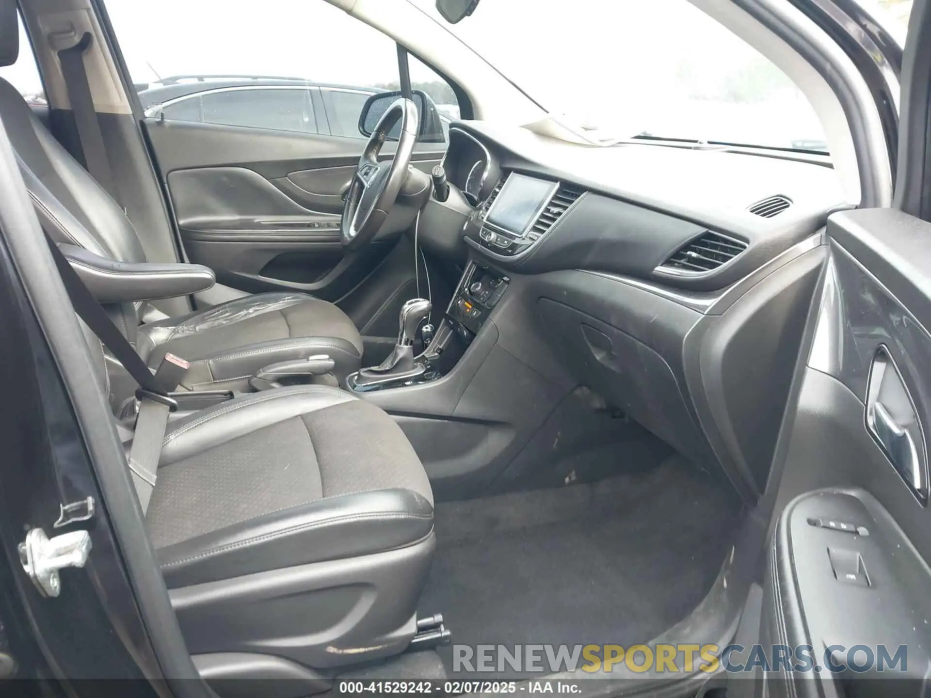 5 Photograph of a damaged car KL4CJASB2KB821276 BUICK ENCORE 2019