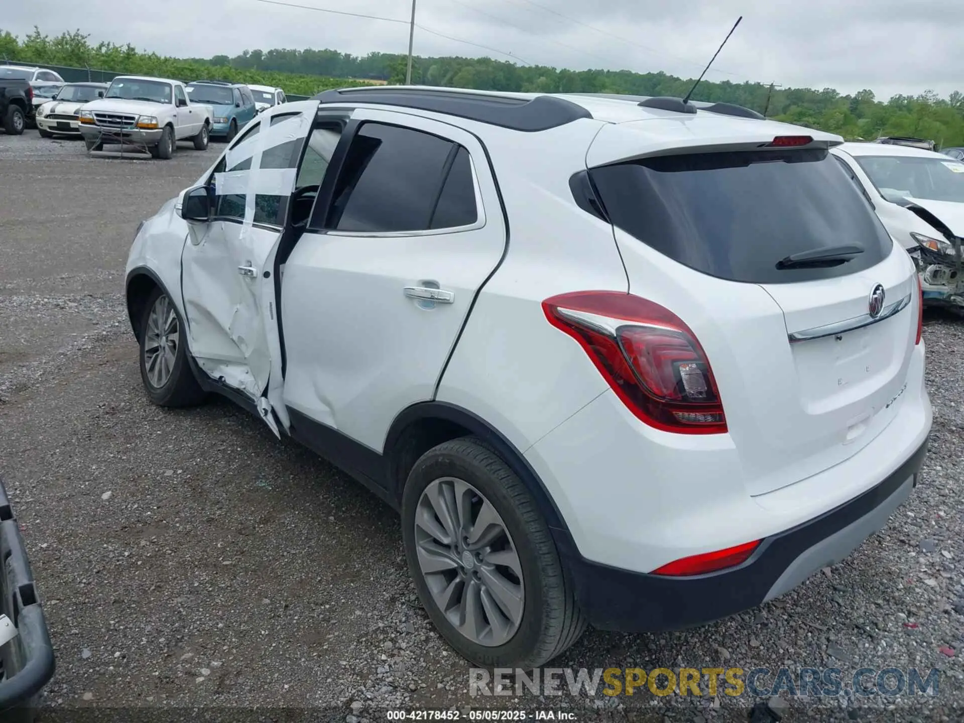 3 Photograph of a damaged car KL4CJASB3KB712695 BUICK ENCORE 2019